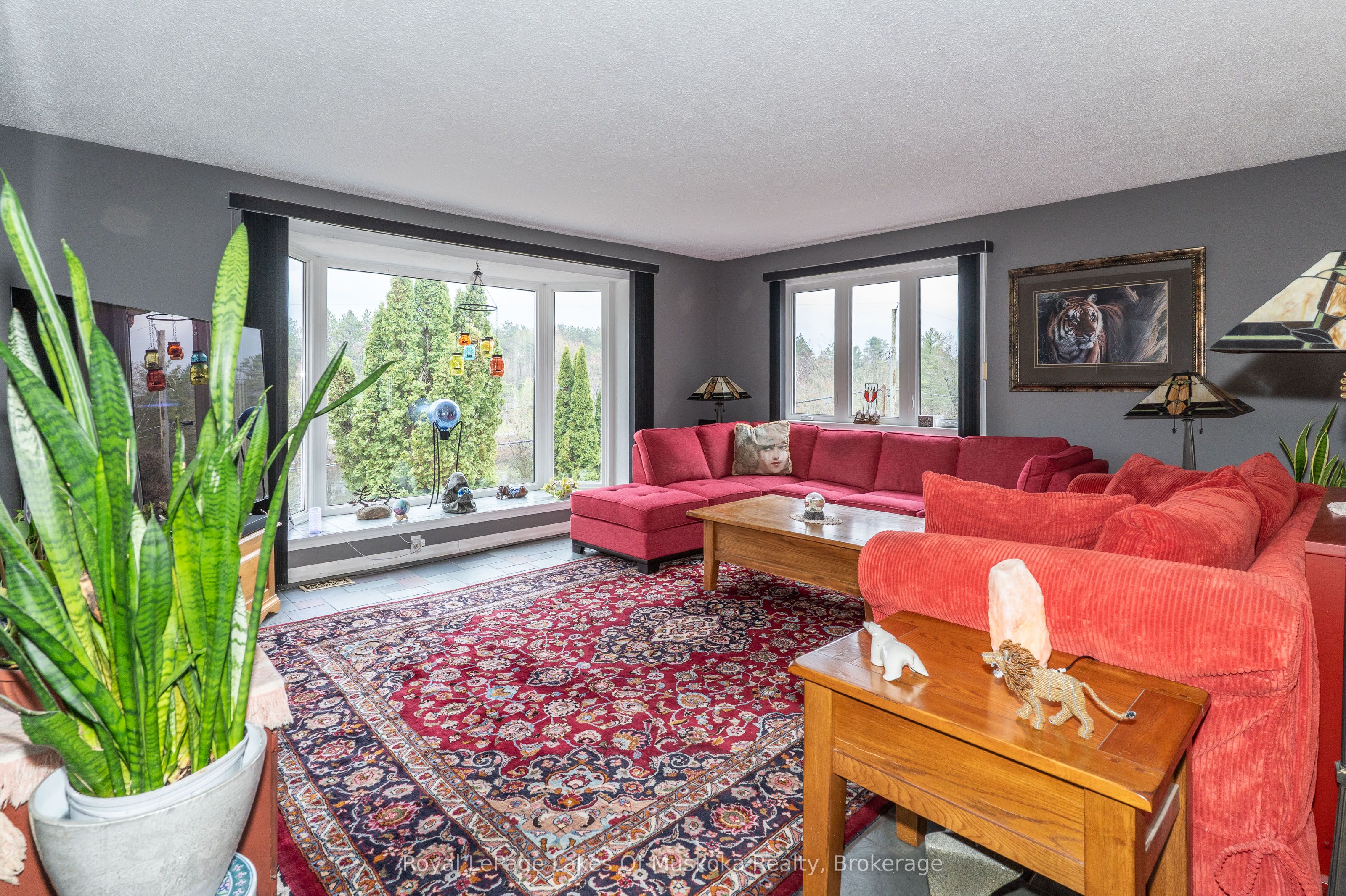 183 Santas Village Road, Bracebridge, ON P1L 1W8 photo 4