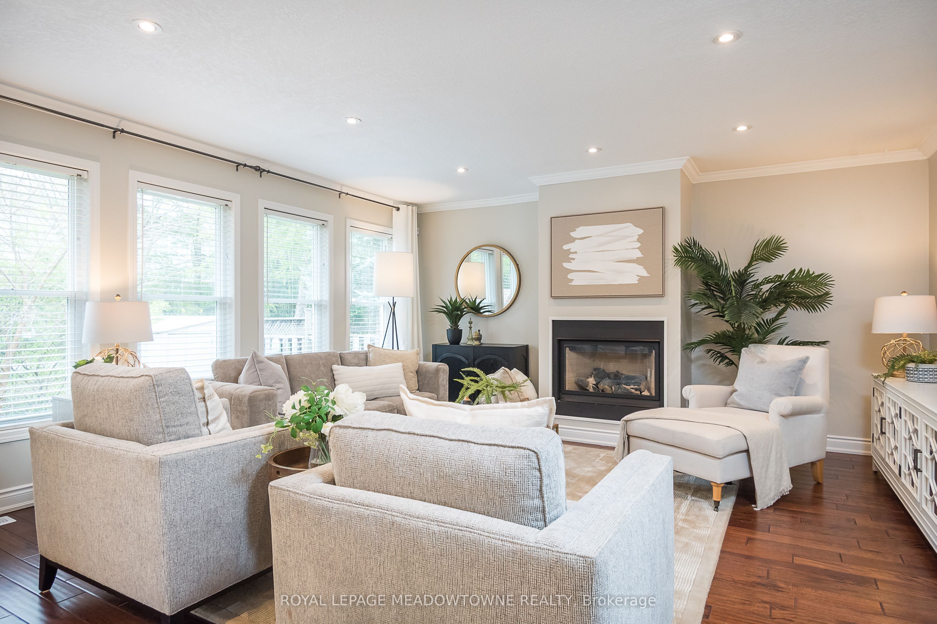 23 Baggs Crescent, Cambridge, ON N1T 2E9