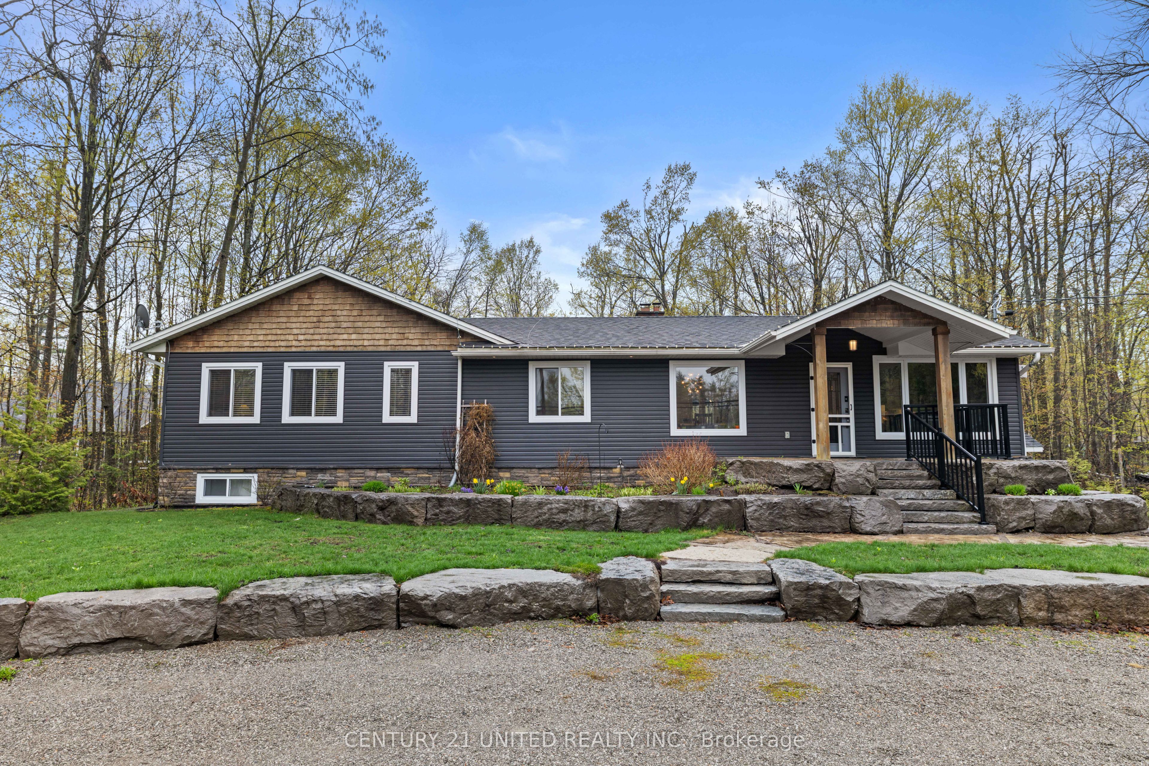 1746 Lakehurst Road, Trent Lakes, ON K9J 6X2