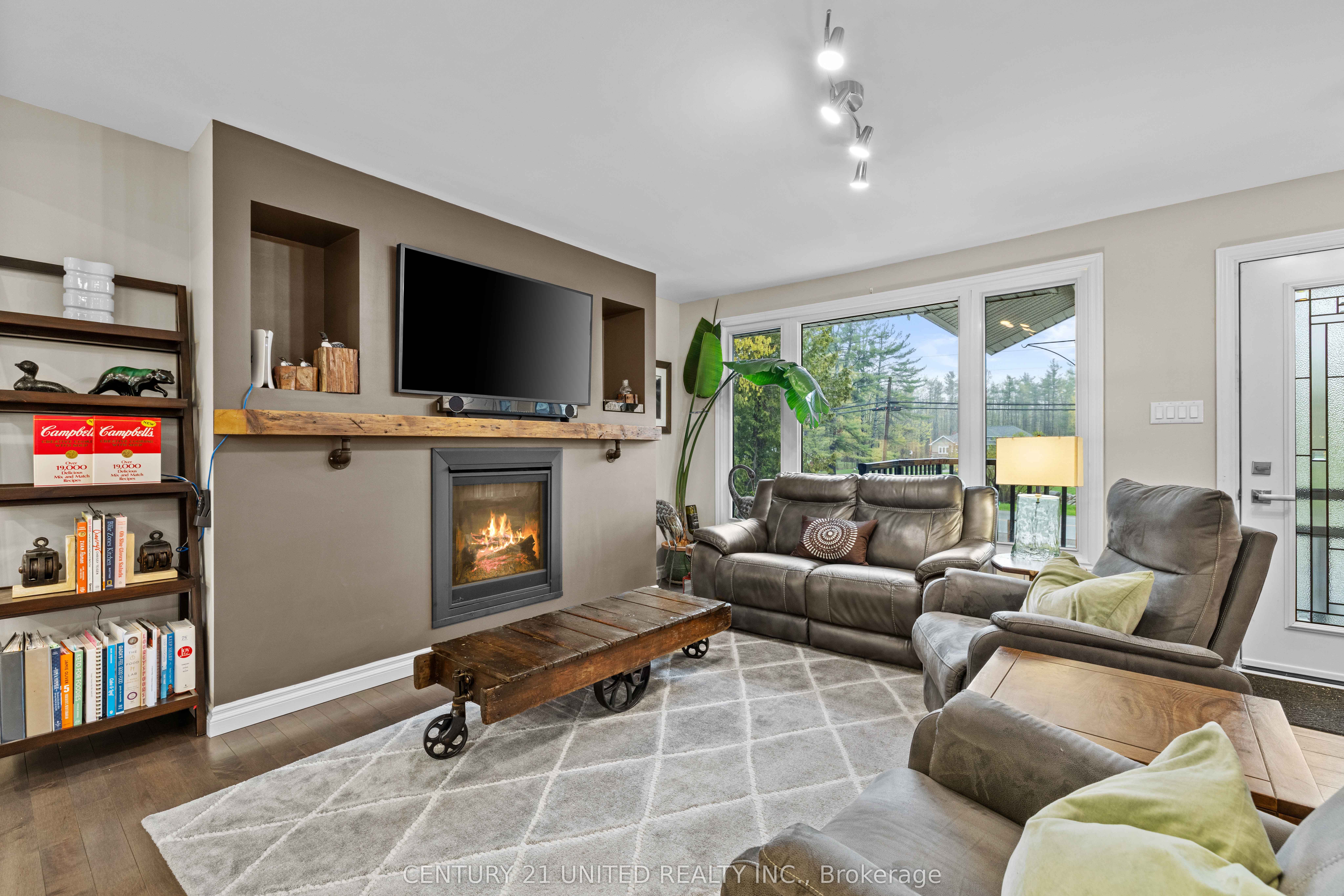 1746 Lakehurst Road, Trent Lakes, ON K9J 6X2 photo 5