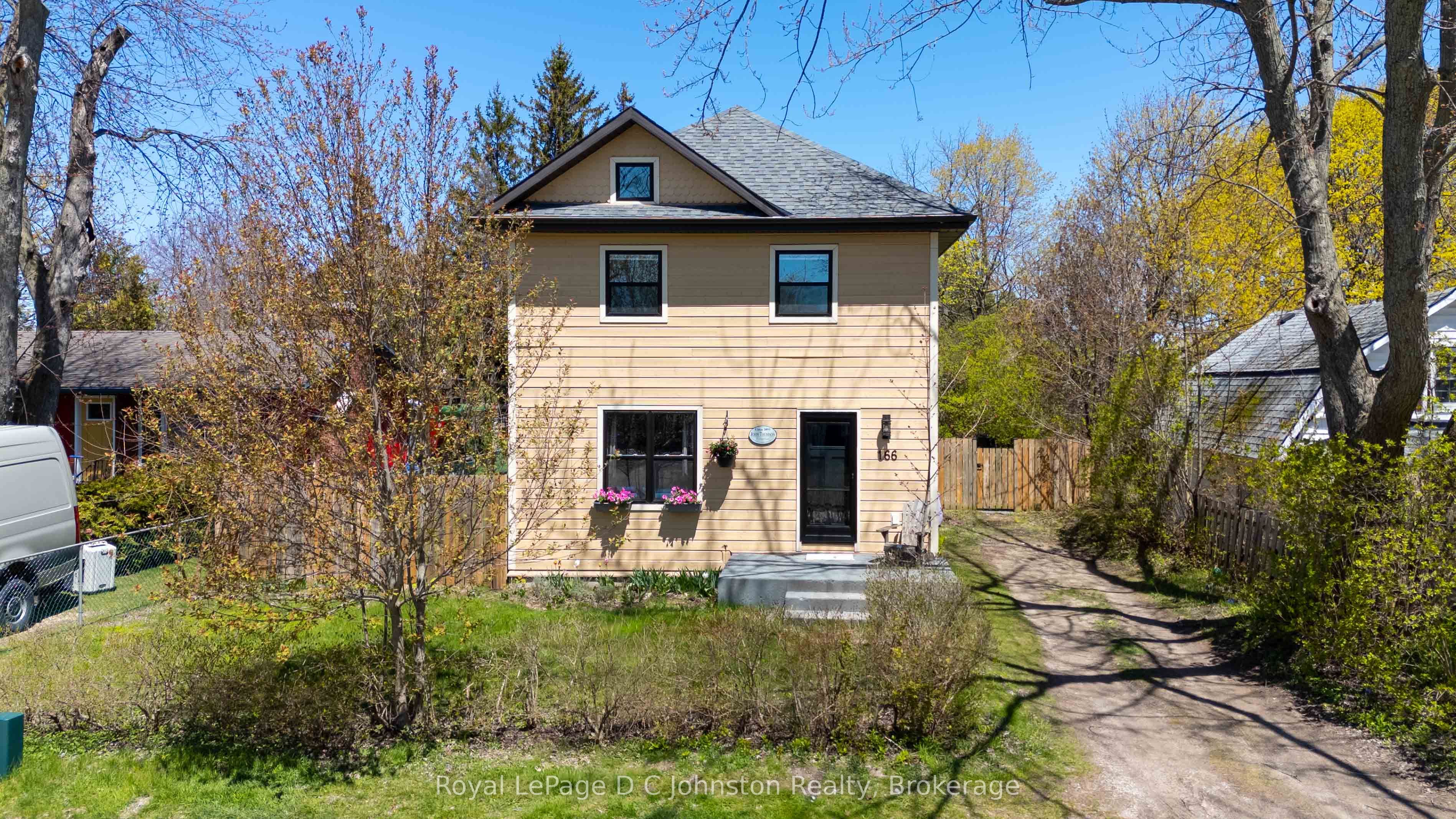166 Macdonald Lane, Saugeen Shores, ON N0H 2L0 photo 2