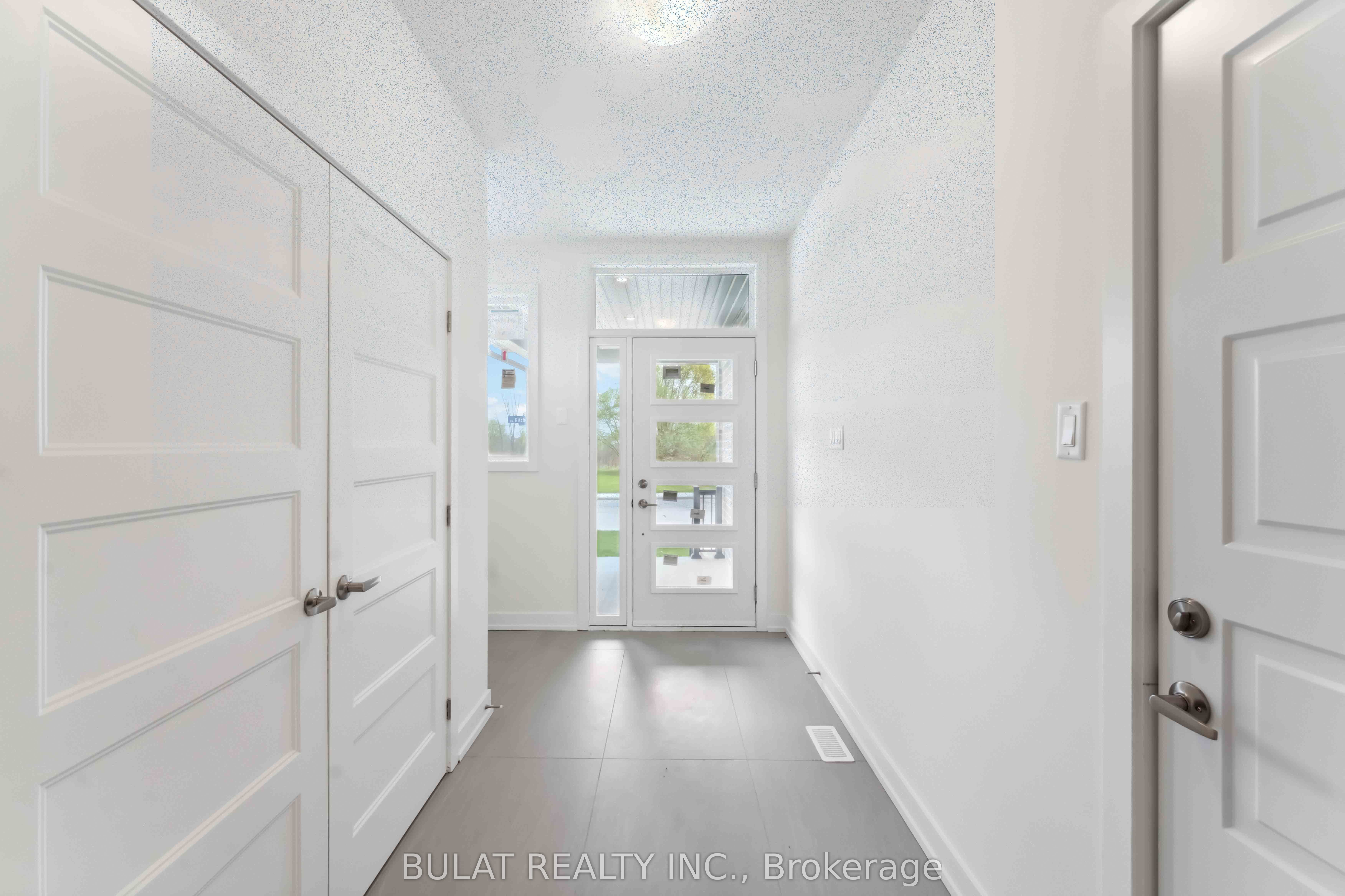 1361 Kitchener Avenue, Hunt Club - South Keys and Area, ON K1V 6W1 photo 5