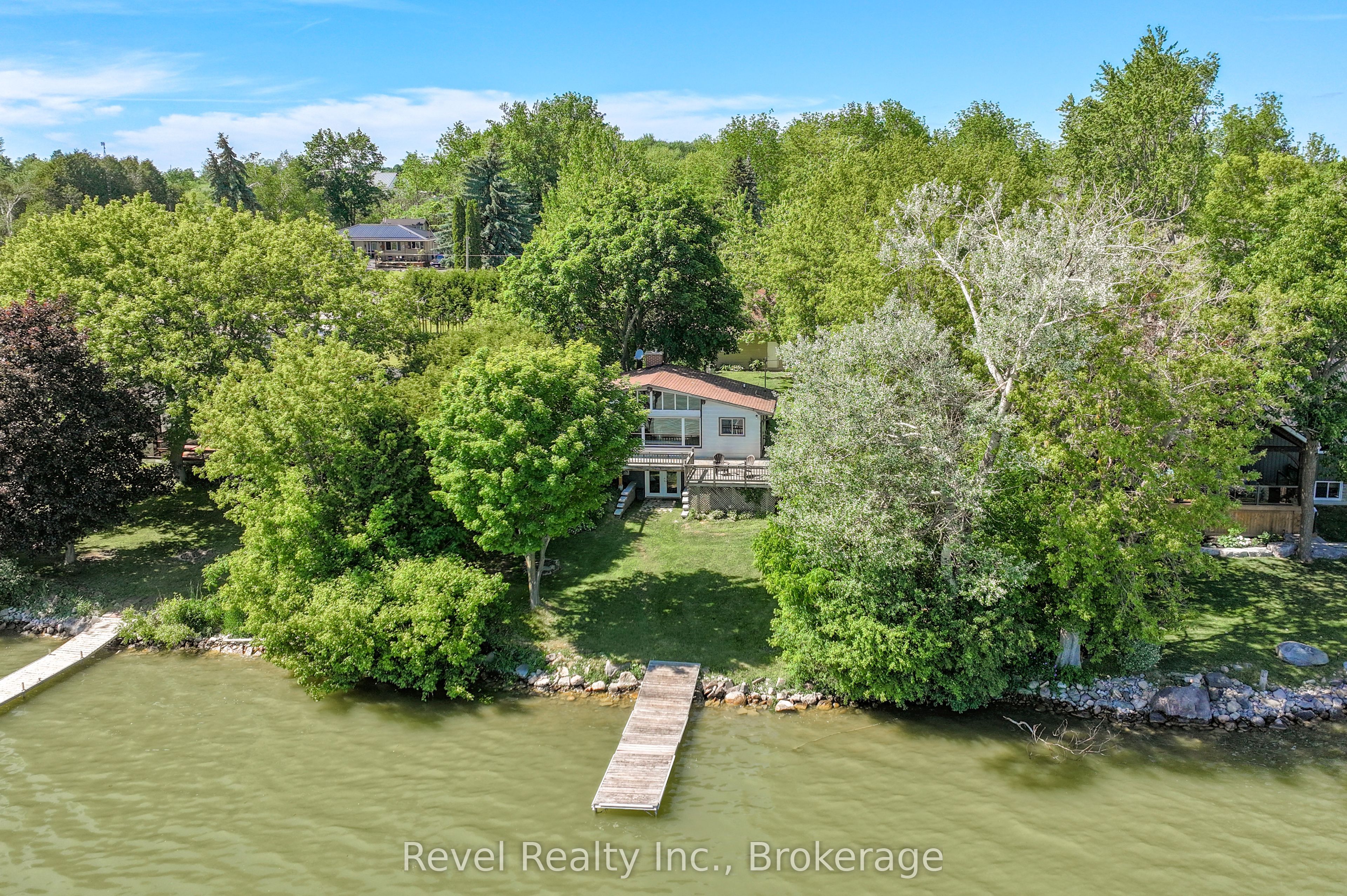18 Lakeview Boulevard, Kawartha Lakes, ON K0M 2C0 photo 2