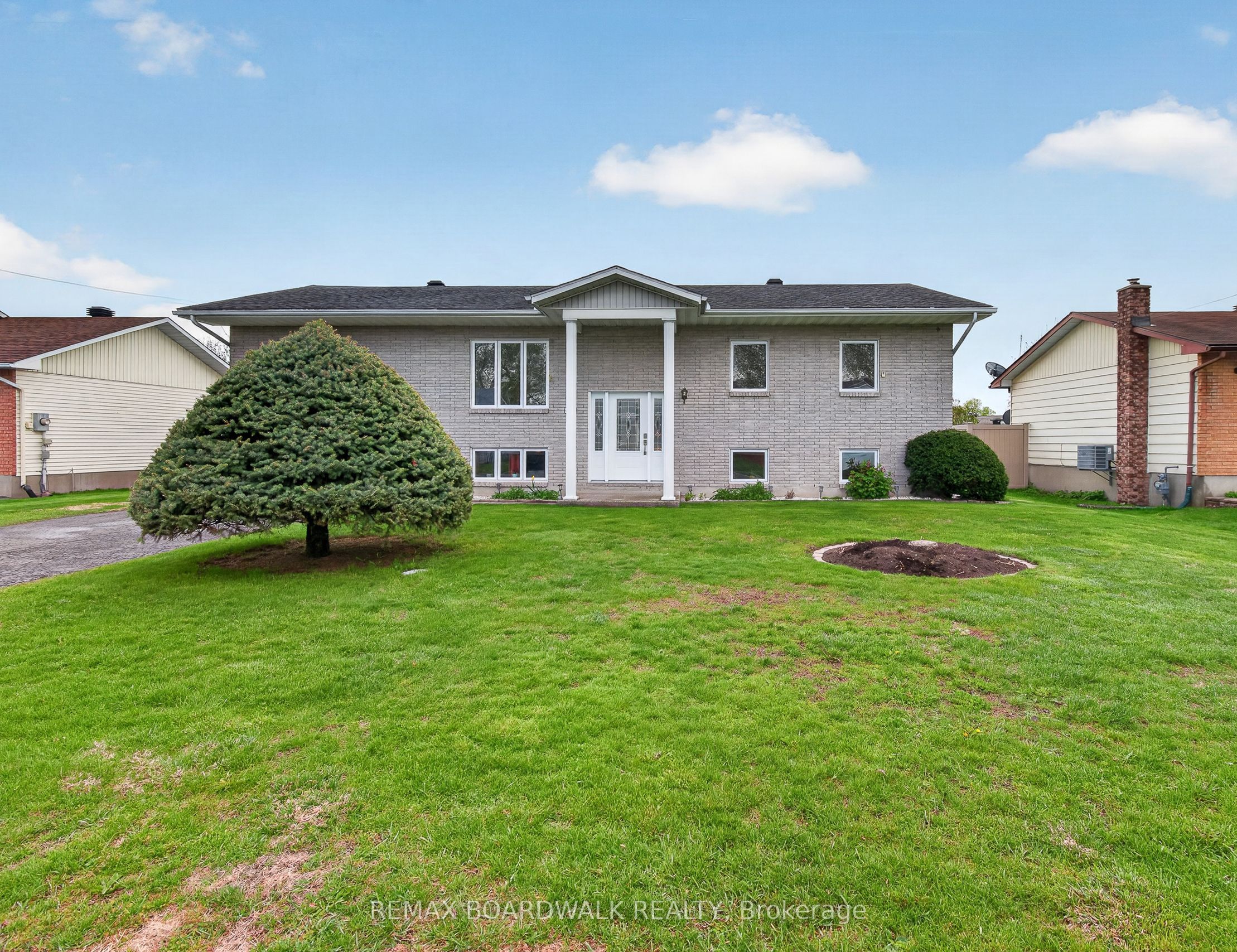 14 Albert Street, Casselman, ON K0A 1M0