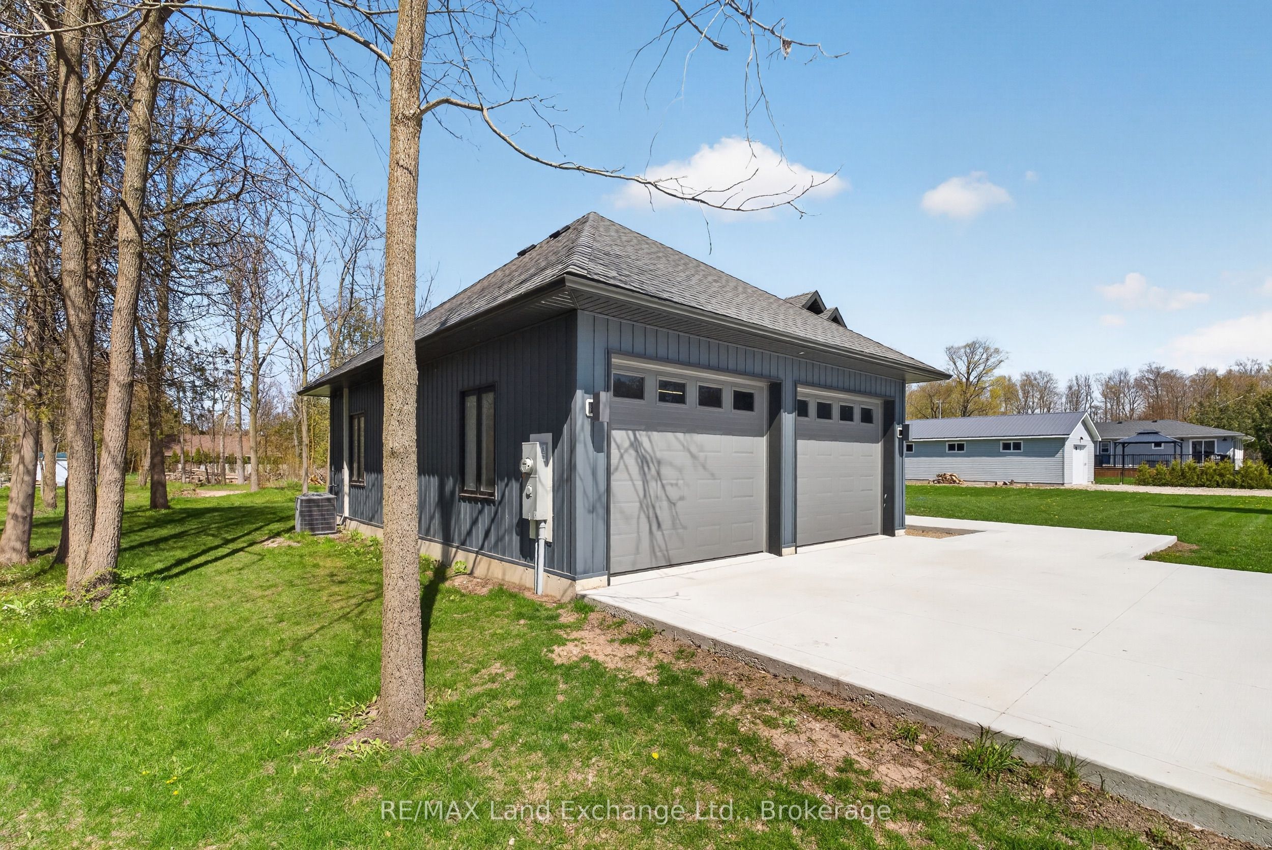 244 St Arnaud Street, Huron-Kinloss, ON N0G 2R0 photo 4