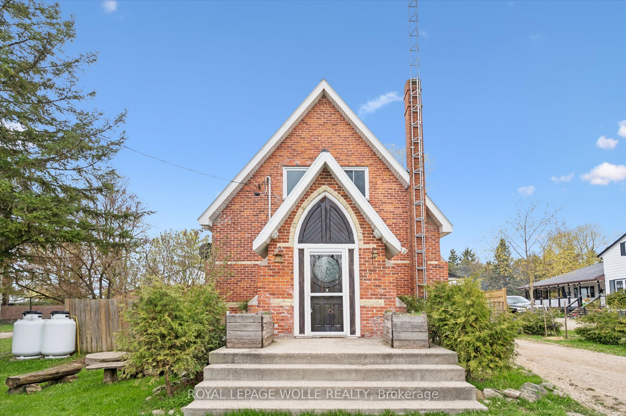 8946 Wellington Road 16, Wellington North, ON N0G 2E0 photo 4