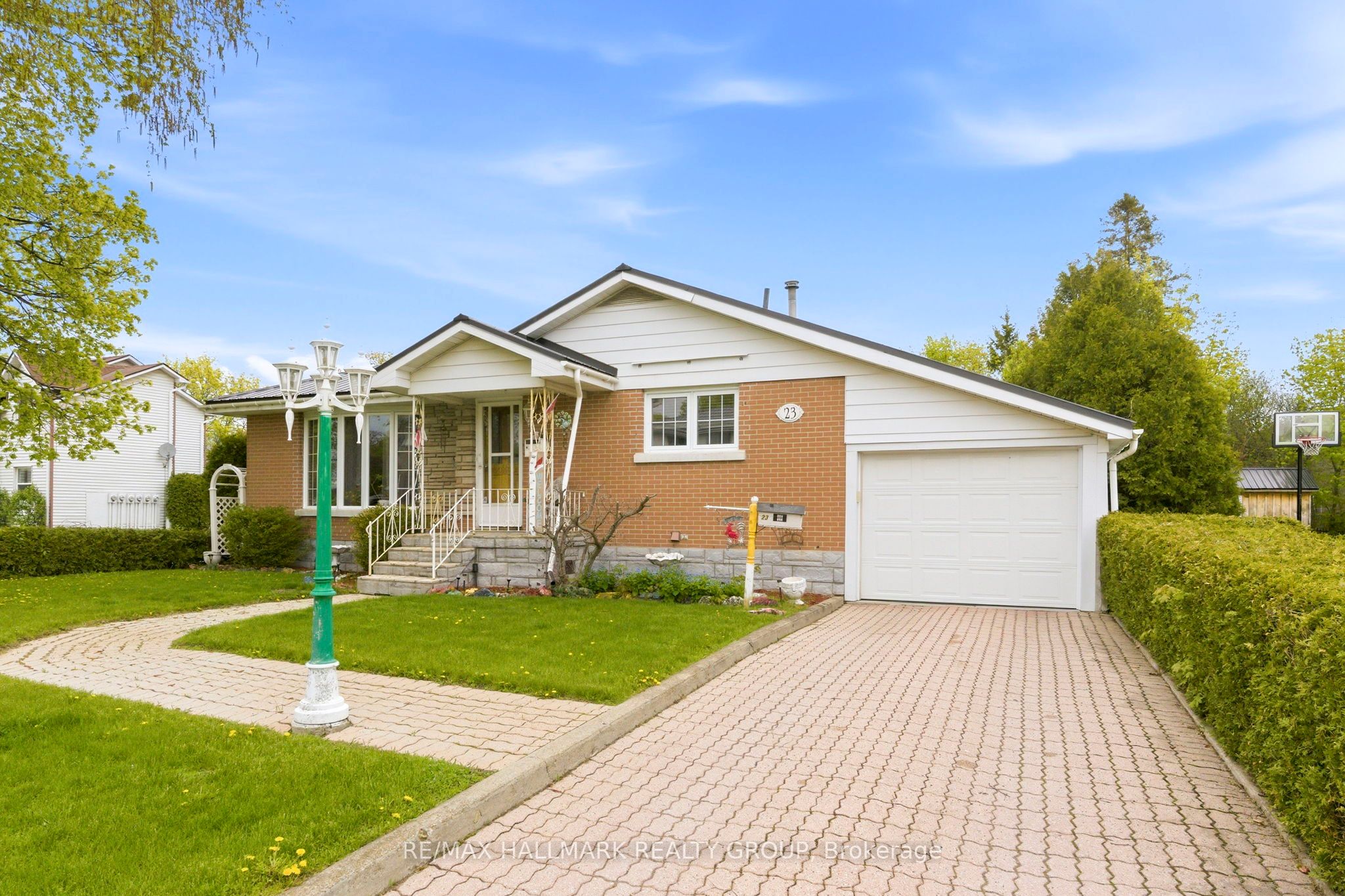 23 Aldershot Avenue, Brockville, ON K6V 2P7 photo 2