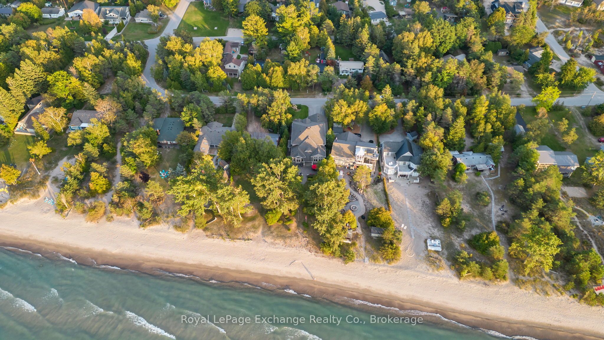 82 BELL Drive, Huron-Kinloss, ON N2Z 0B3 photo 3