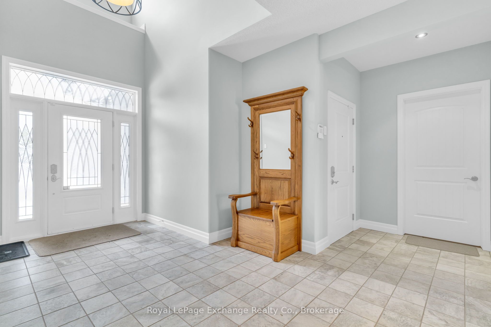 82 BELL Drive, Huron-Kinloss, ON N2Z 0B3 photo 5