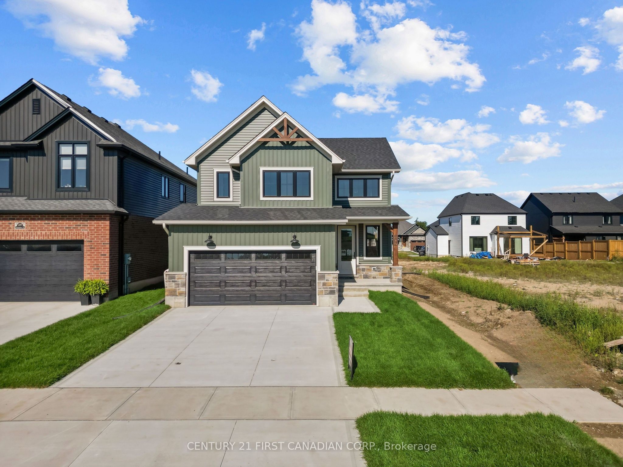 107 Sheldabren Street, North Middlesex, ON N0M 1A0 photo 3