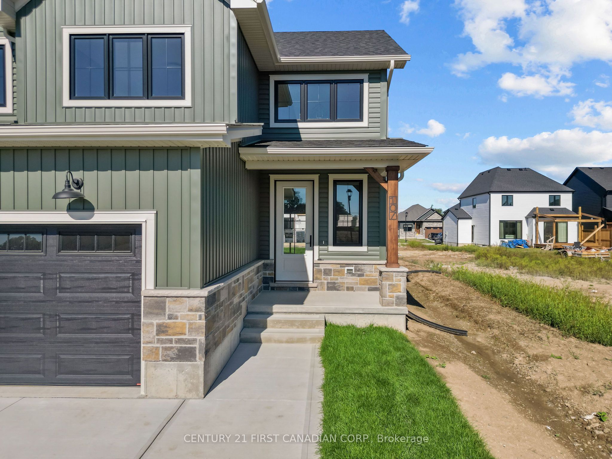 107 Sheldabren Street, North Middlesex, ON N0M 1A0 photo 5