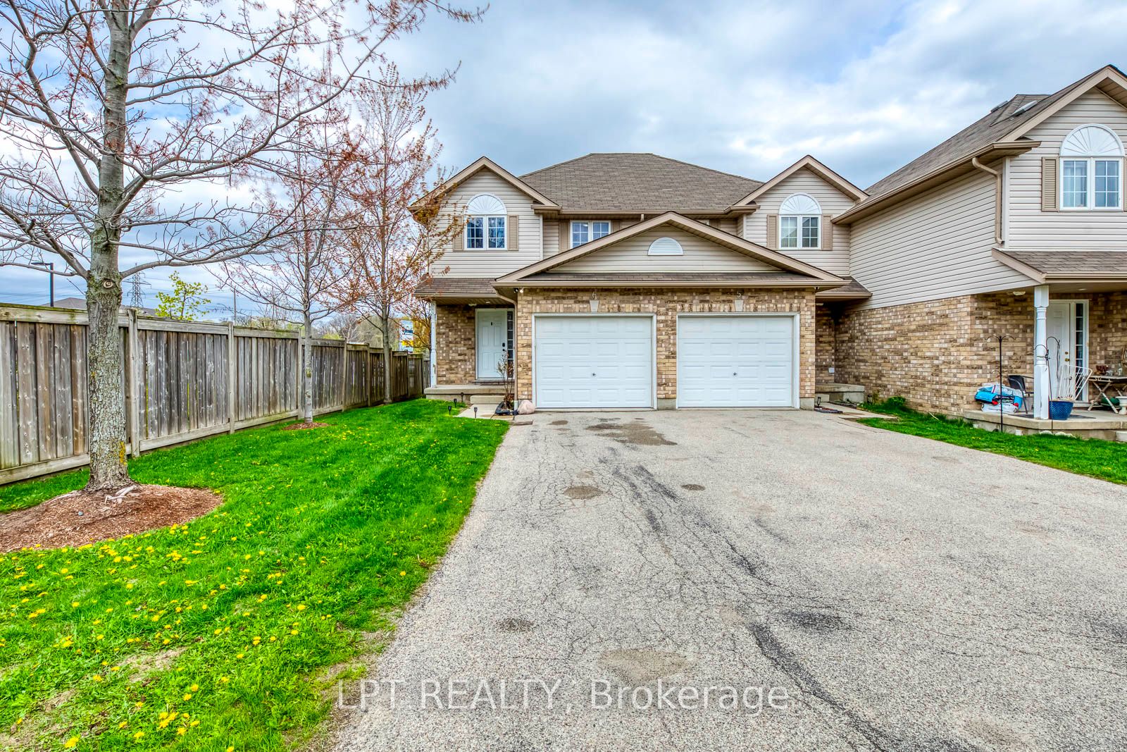10 Fallowfield Drive 6, Kitchener, ON N2C 0A4 photo 2