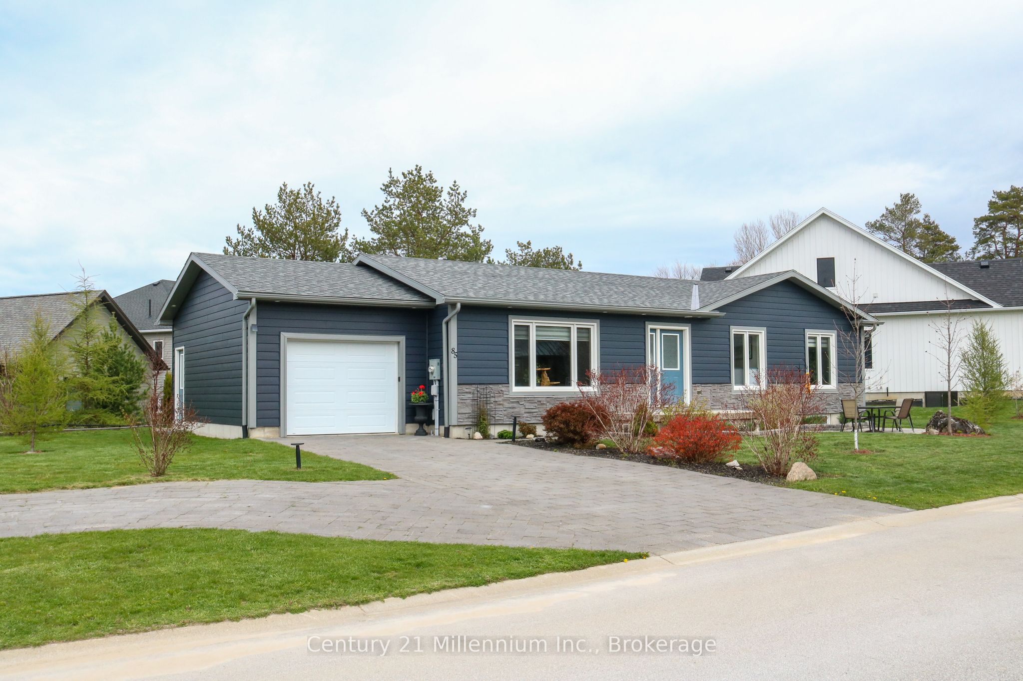 85 Gordon Crescent, Meaford, ON N4L 0A9