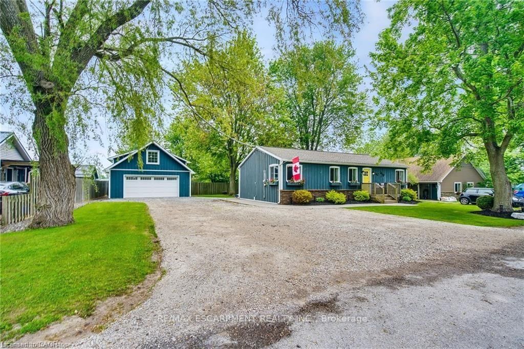 8 Beach Road, Haldimand, ON N0A 1K0 photo 5
