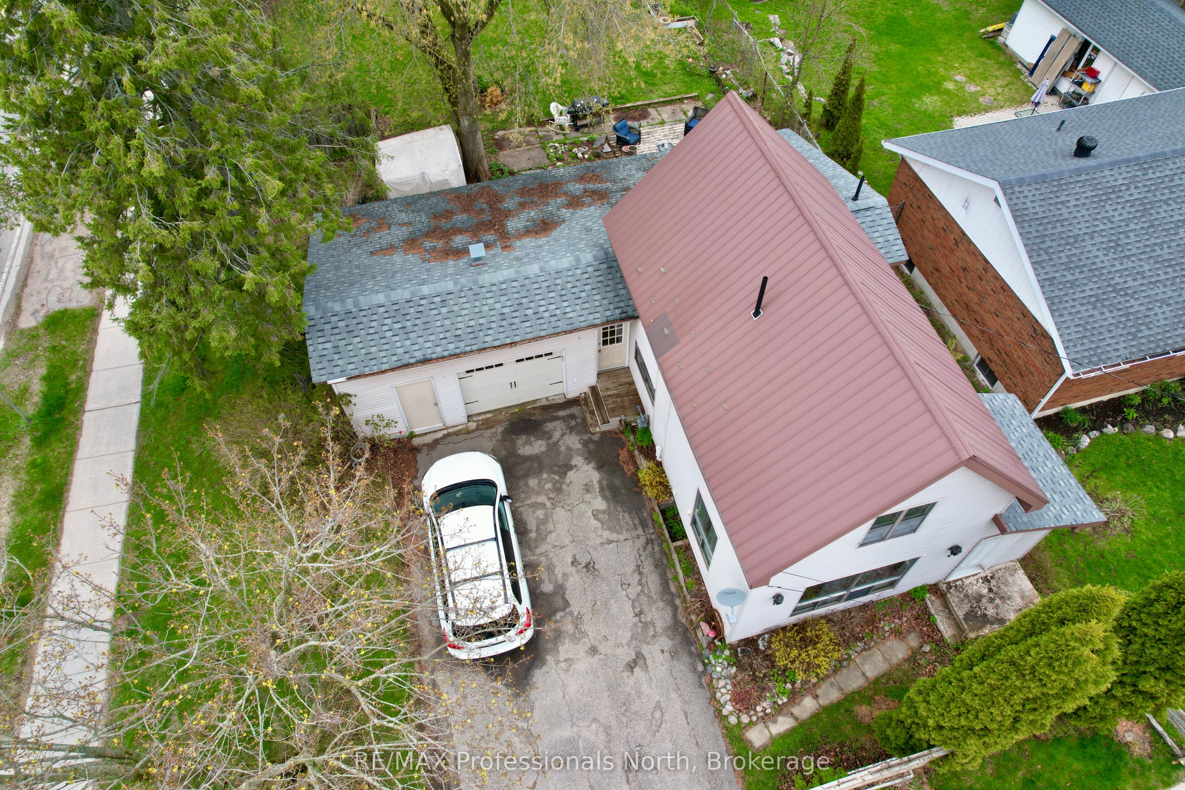 209 Dill St Street, Bracebridge, ON P1L 1E6 photo 3