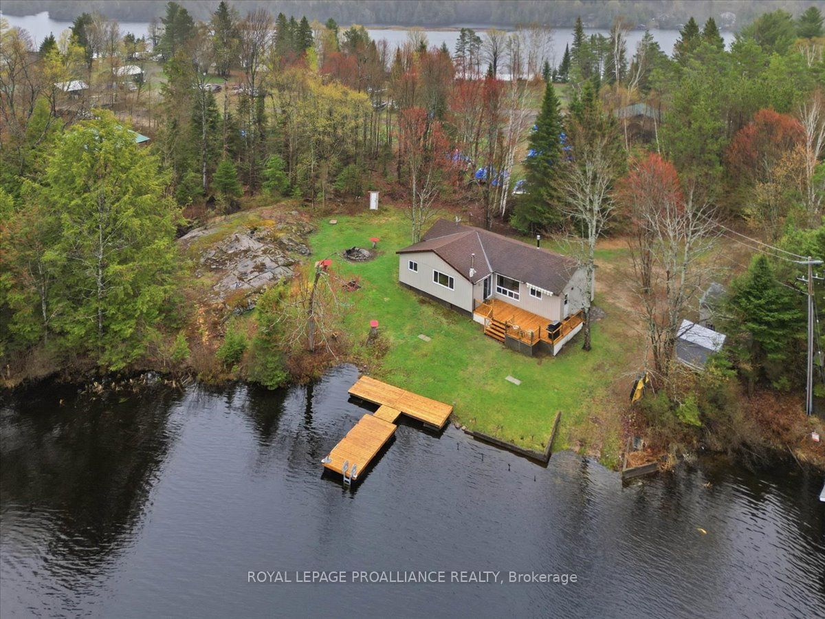 159A Granny's Lane, Addington Highlands, ON K0L 1W0