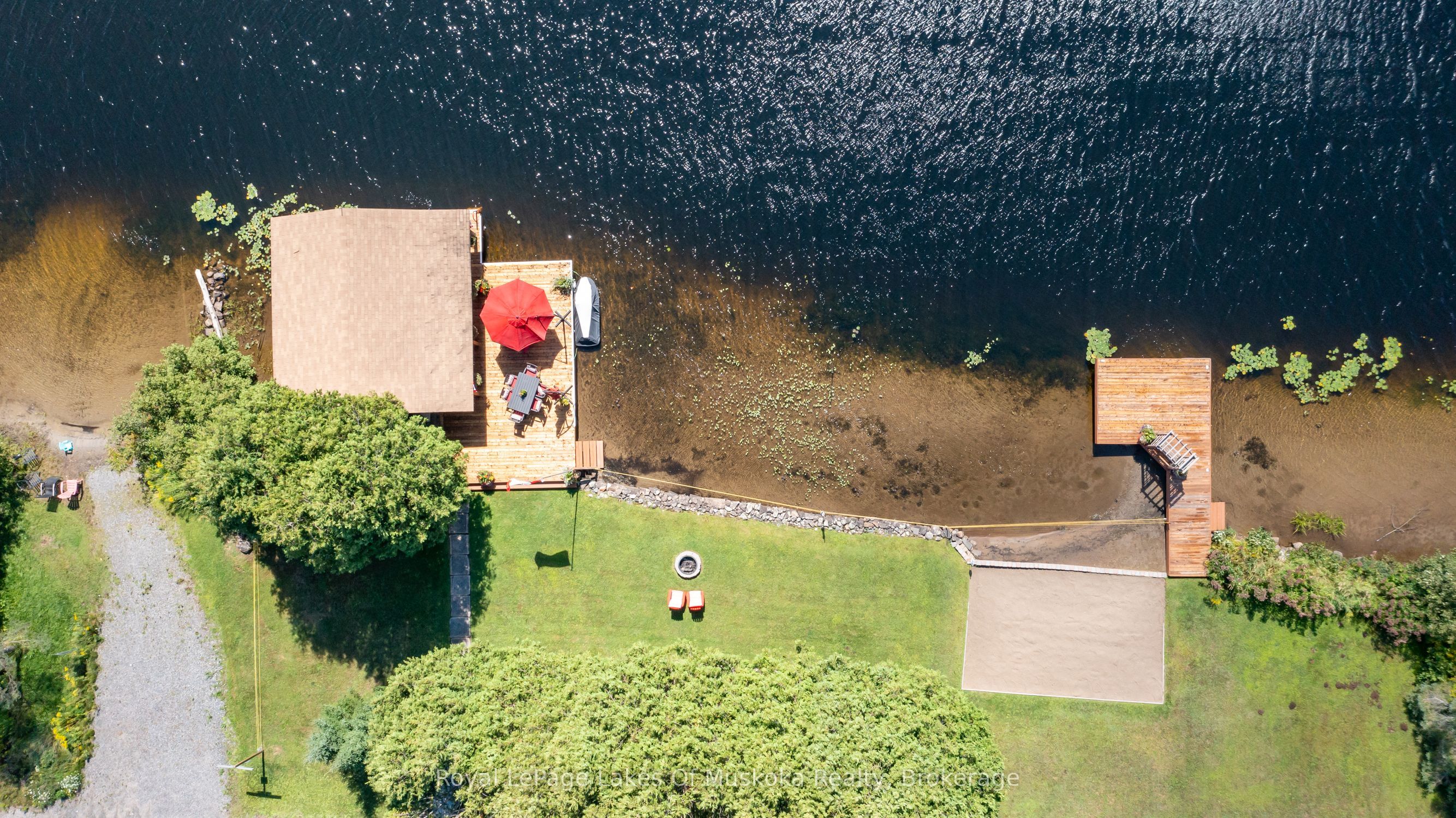 2 Leslie Drive W, Bracebridge, ON P1L 1W8