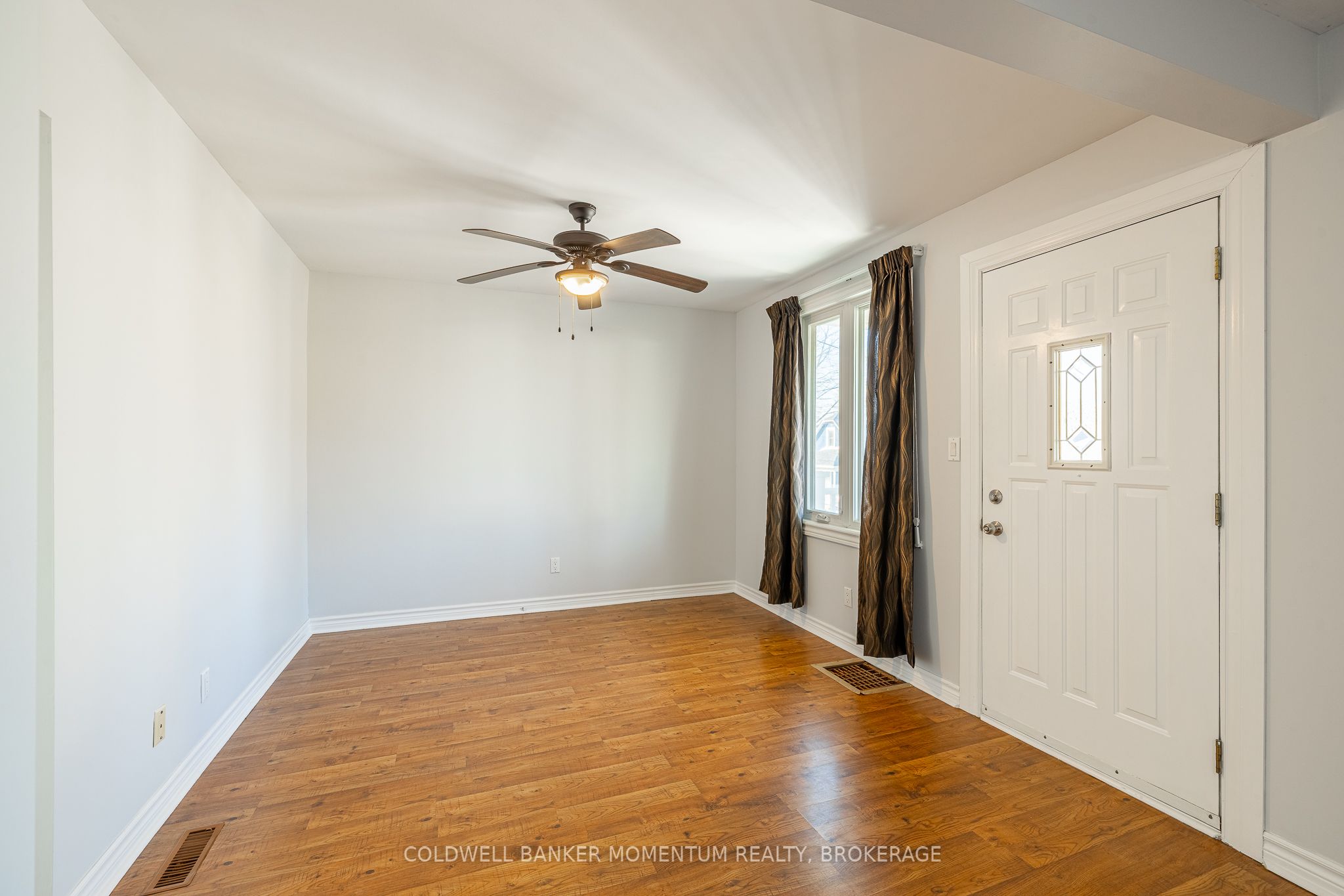 60 Patricia Street, Thorold, ON L2V 3W1 photo 4