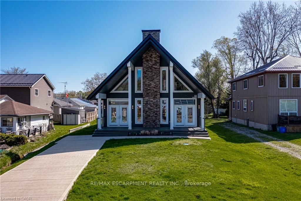 18 Walter Street, Norfolk, ON N0E 1T0 photo 2