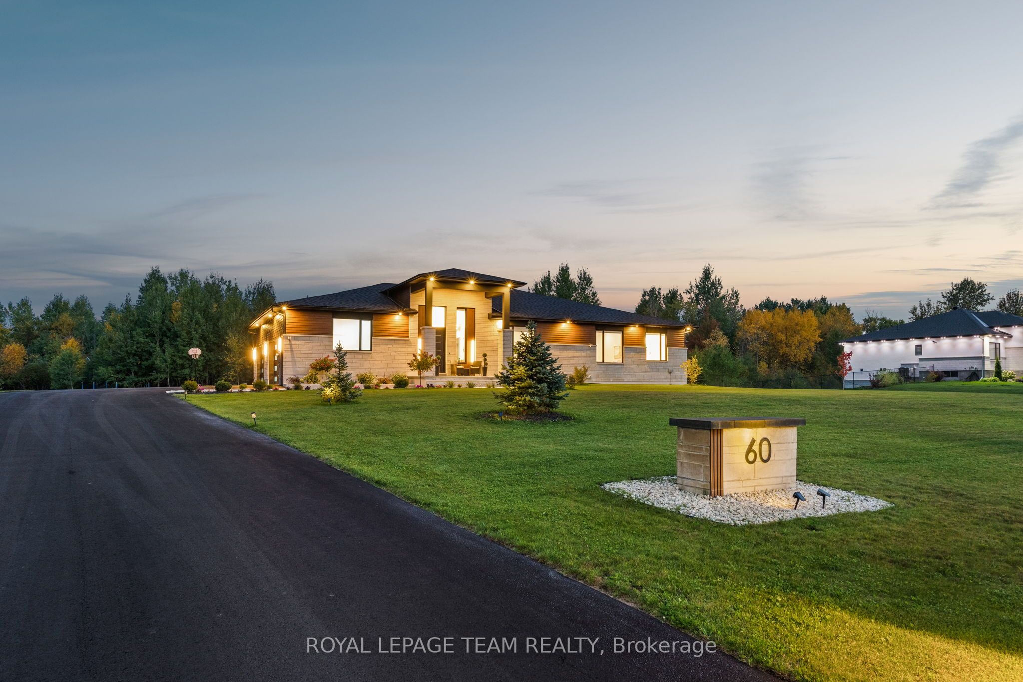 60 Synergy Way, Kanata, ON K2W 0K3 photo 5