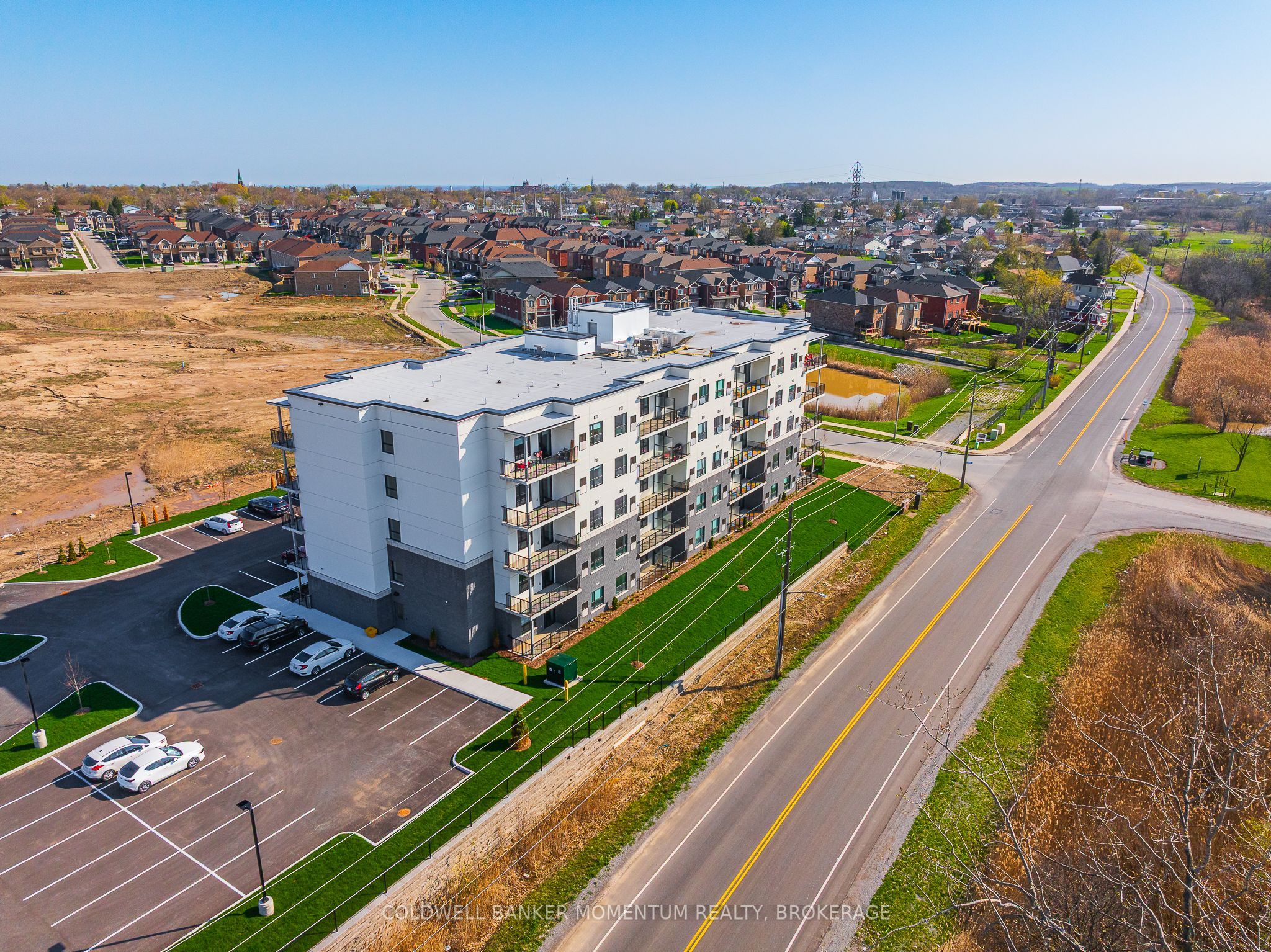 5 Baker Street 212, Thorold, ON L2V 0J5