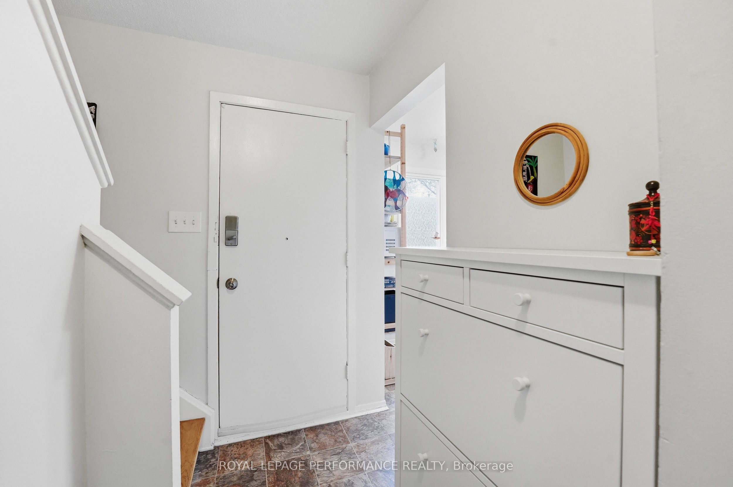 1767 Trappist Lane, Orleans - Convent Glen and Area, ON K1C 1X7 photo 4