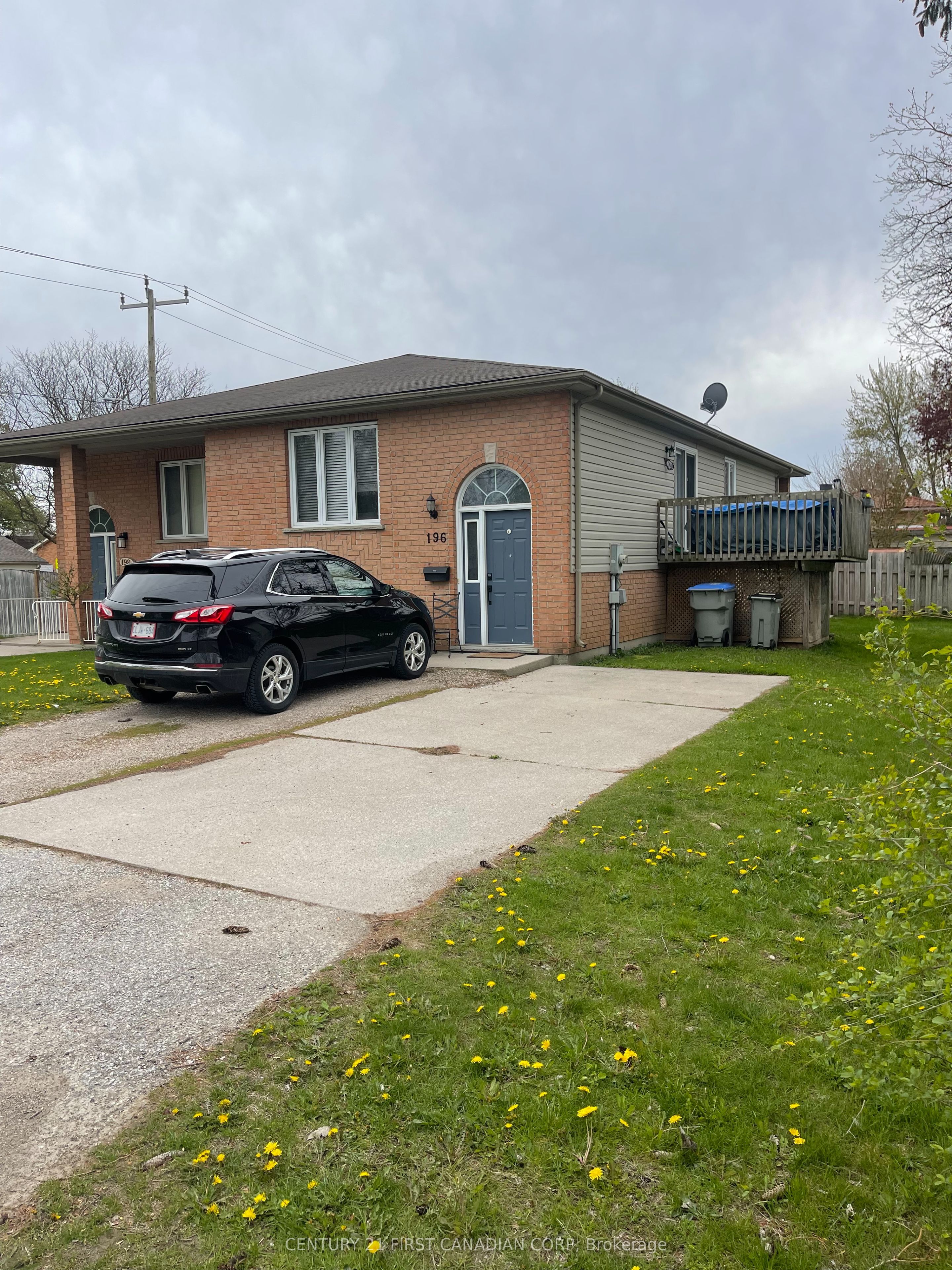 196 Adelaide Street, Strathroy-Caradoc, ON N7G 2V5 photo 2