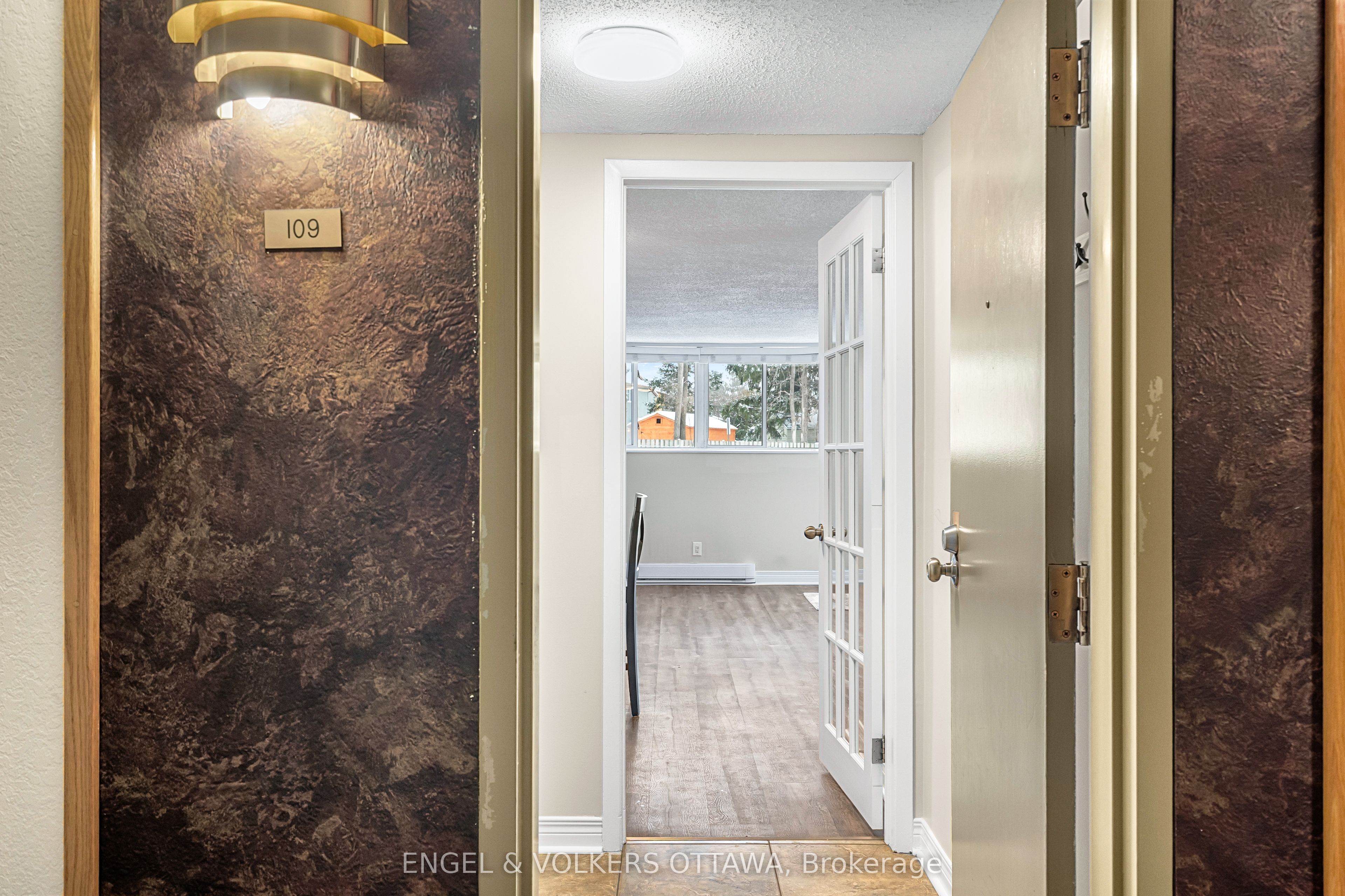 6532 Bilberry Drive 109, Orleans - Convent Glen and Area, ON K1C 4N9 photo 4