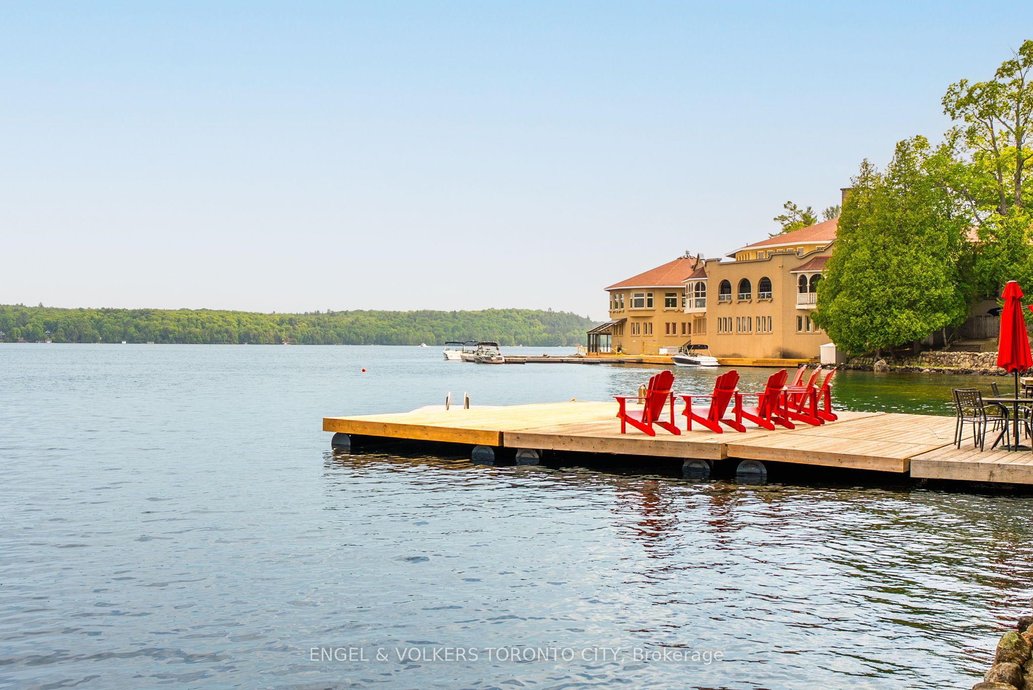 12 Bigwin Island 126, Lake of Bays, ON P0B 1A0