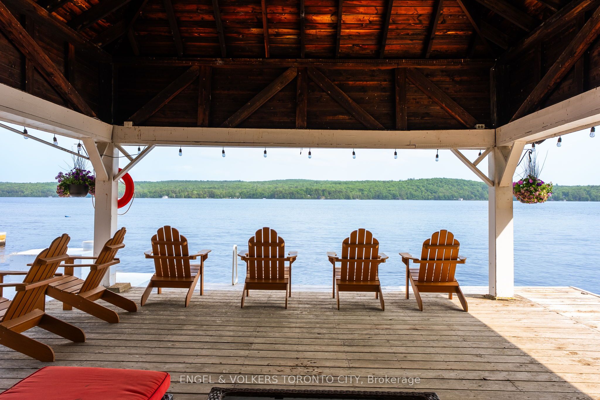 12 Bigwin Island 126, Lake of Bays, ON P0B 1A0 photo 2