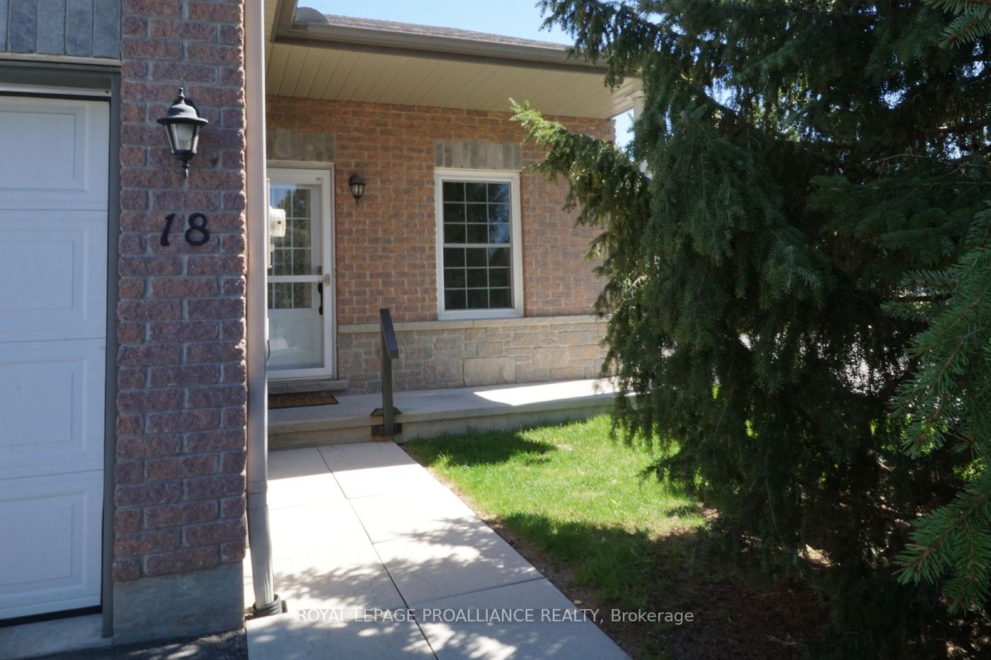 1 Rosemary Court 18, Prince Edward County, ON K0K 2T0 photo 3