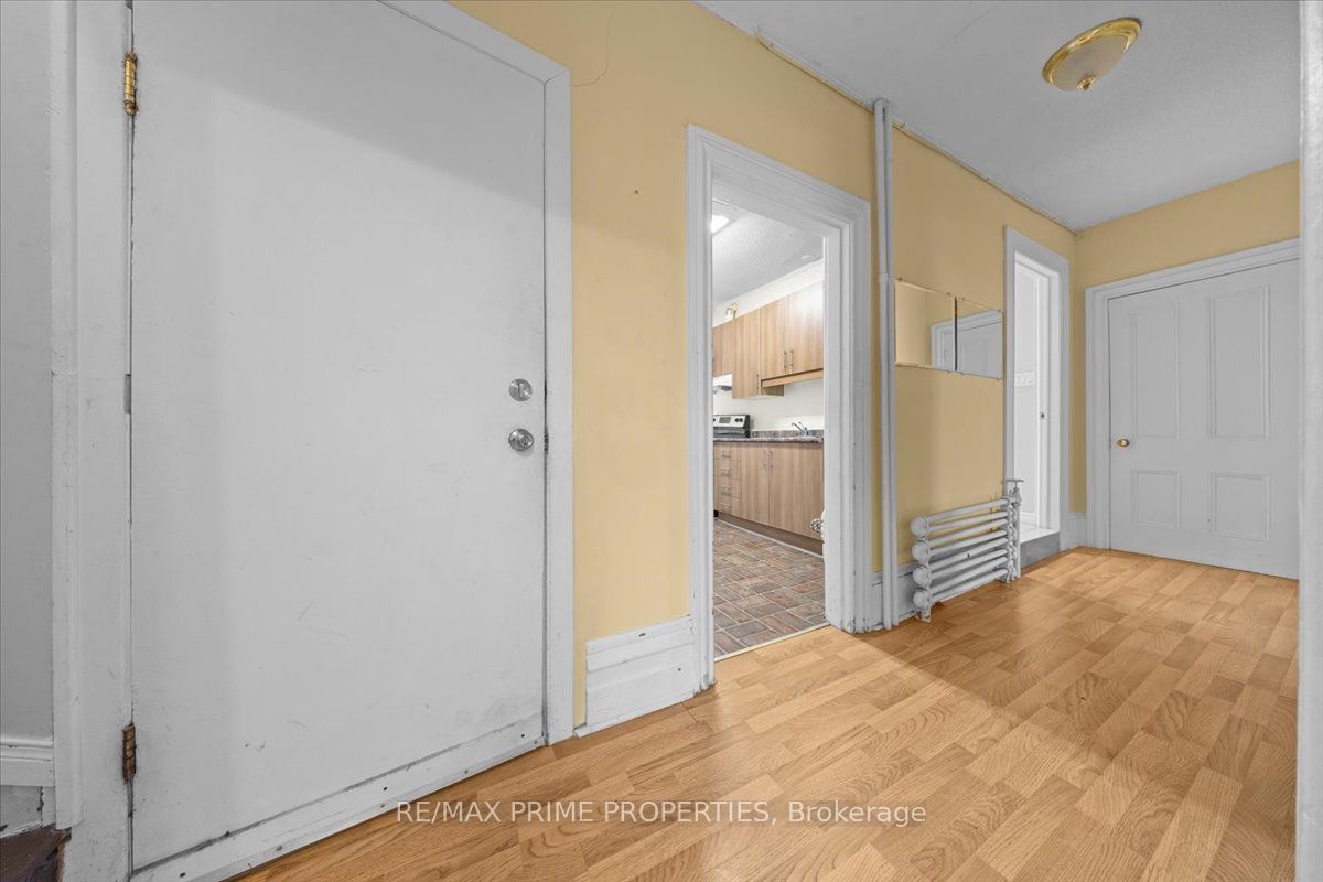 155 Stewart Street 2, Lower Town - Sandy Hill, ON K1N 6J8 photo 2