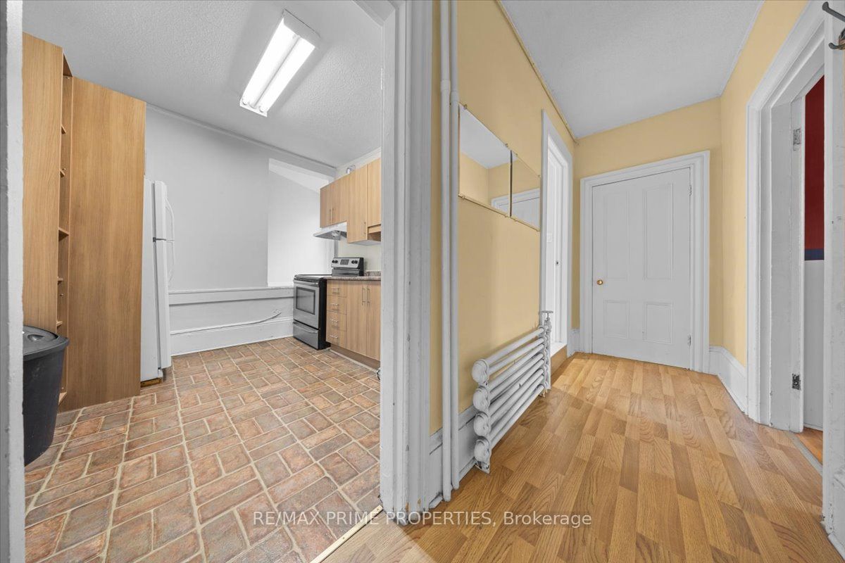 155 Stewart Street 2, Lower Town - Sandy Hill, ON K1N 6J8 photo 3