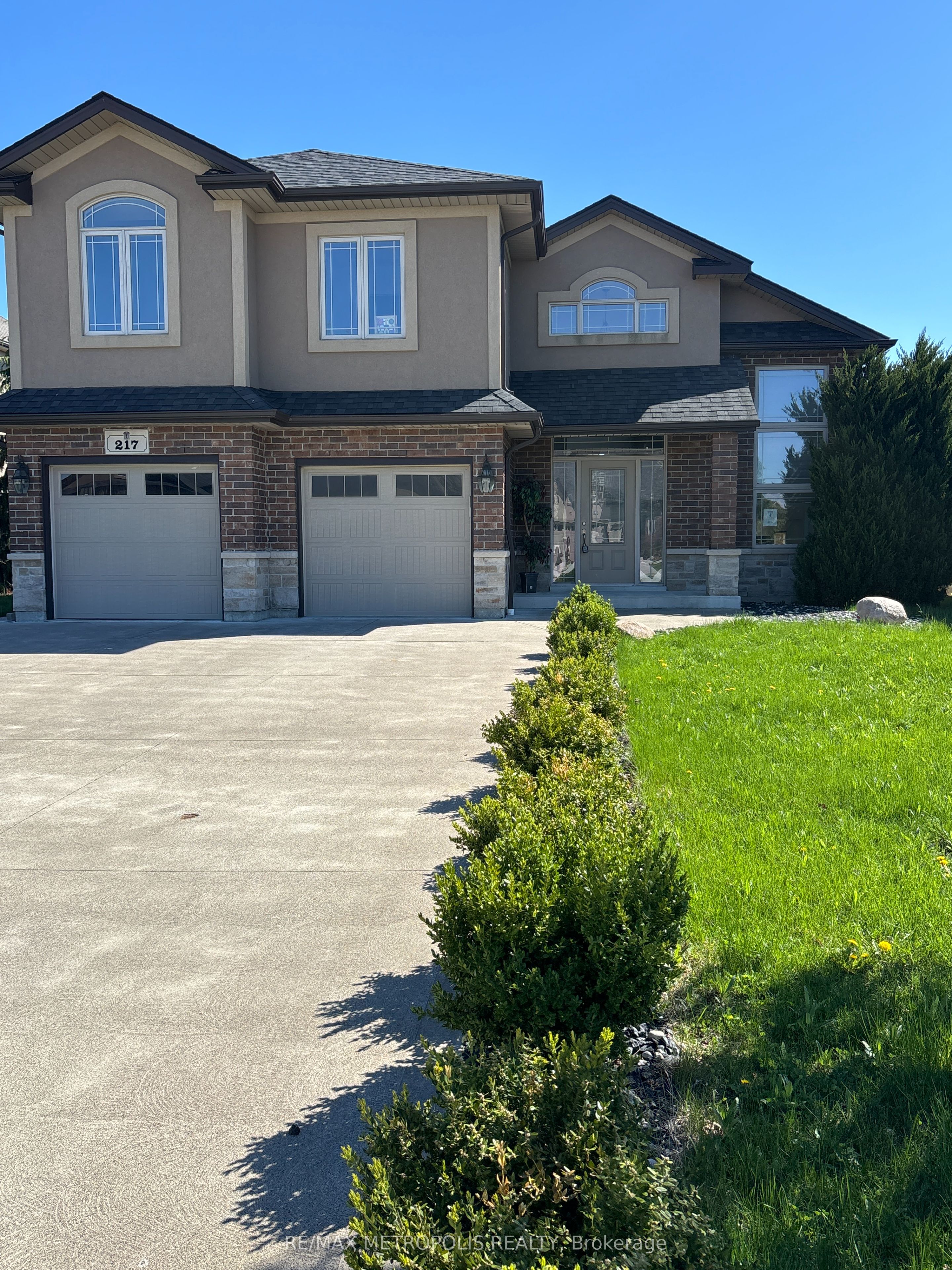 217 Jasmine Drive, Lakeshore, ON N0R 1A0 photo 2