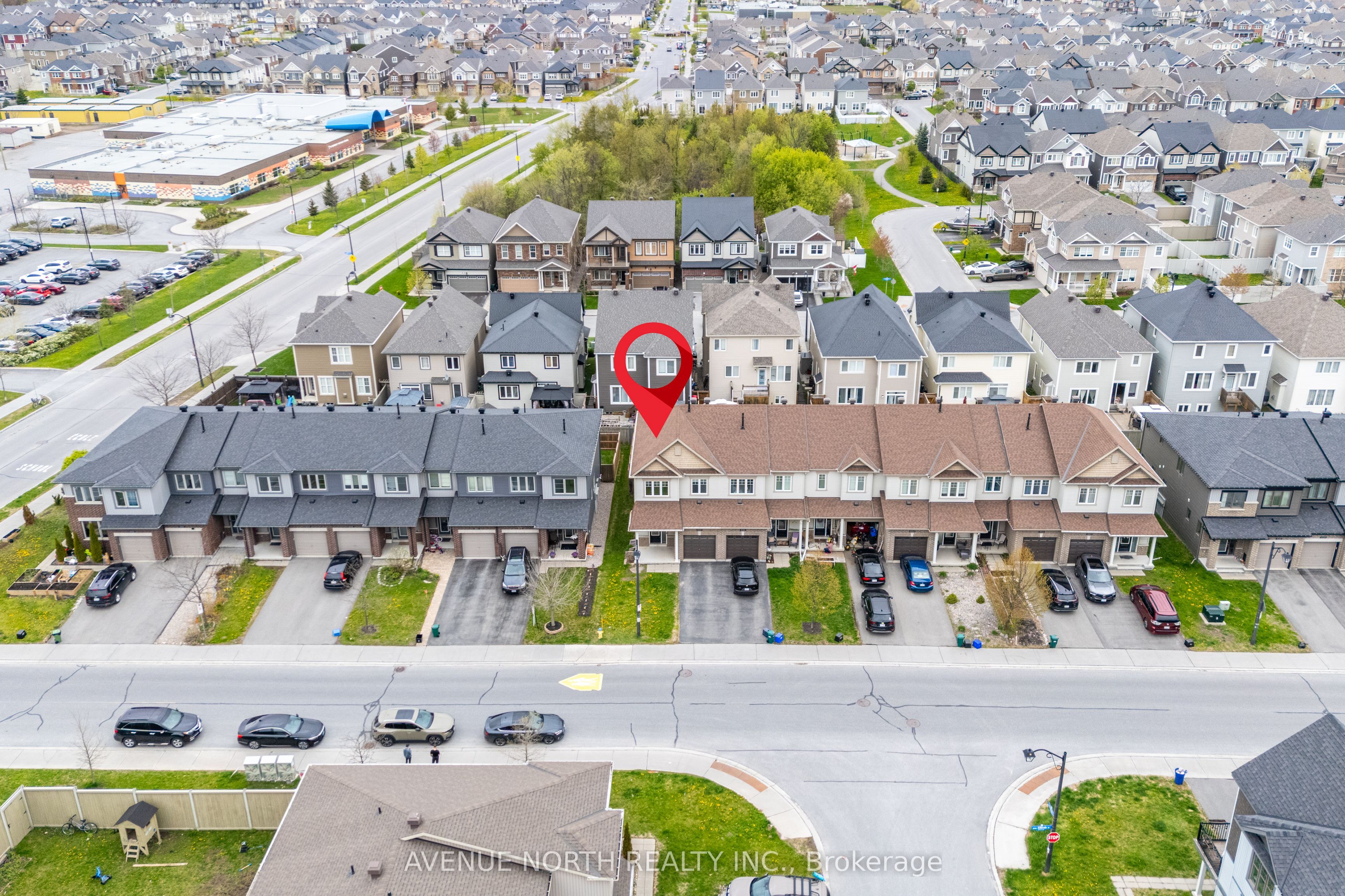 940 Kilbirnie Drive, Barrhaven, ON K2J 5T9 photo 3