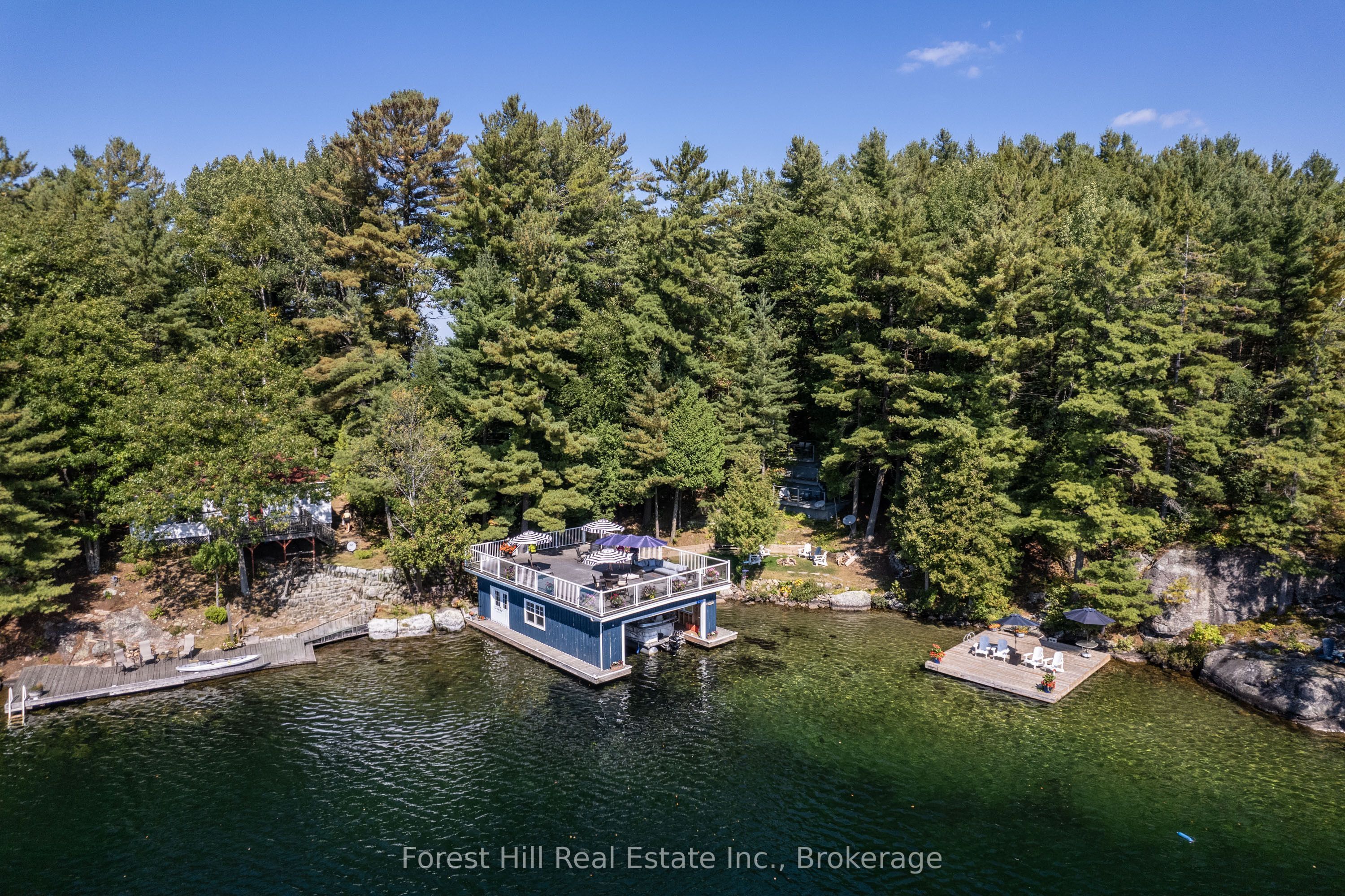 29SL4 Clifton Island, Muskoka Lakes, ON P0G 1G0