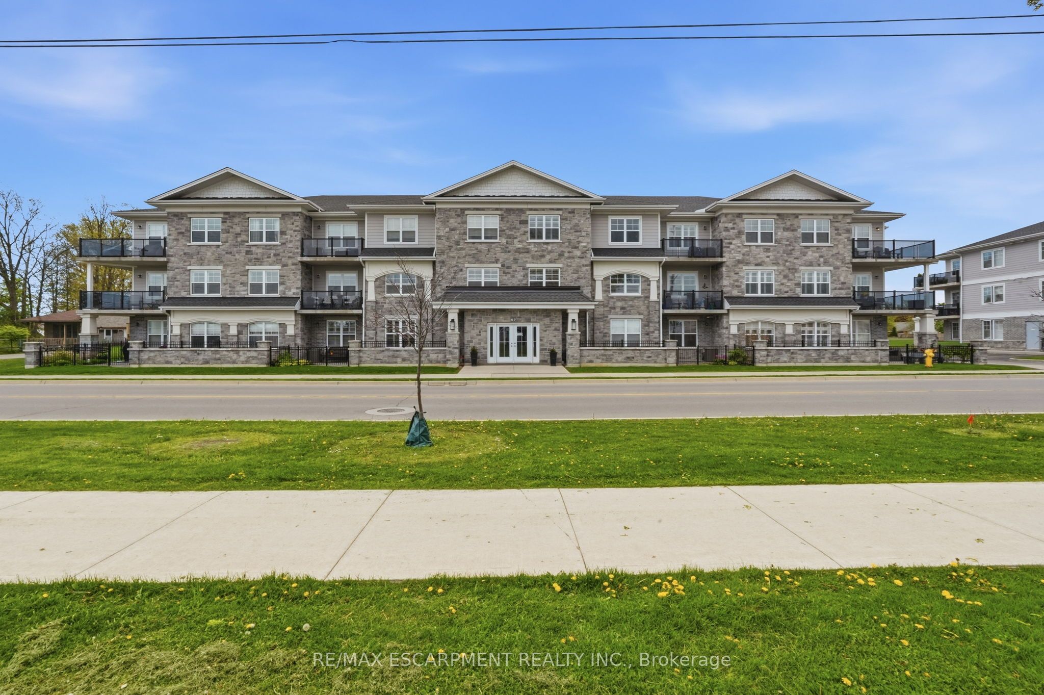 67 Haddington Street 208, Haldimand, ON N3W 2H2