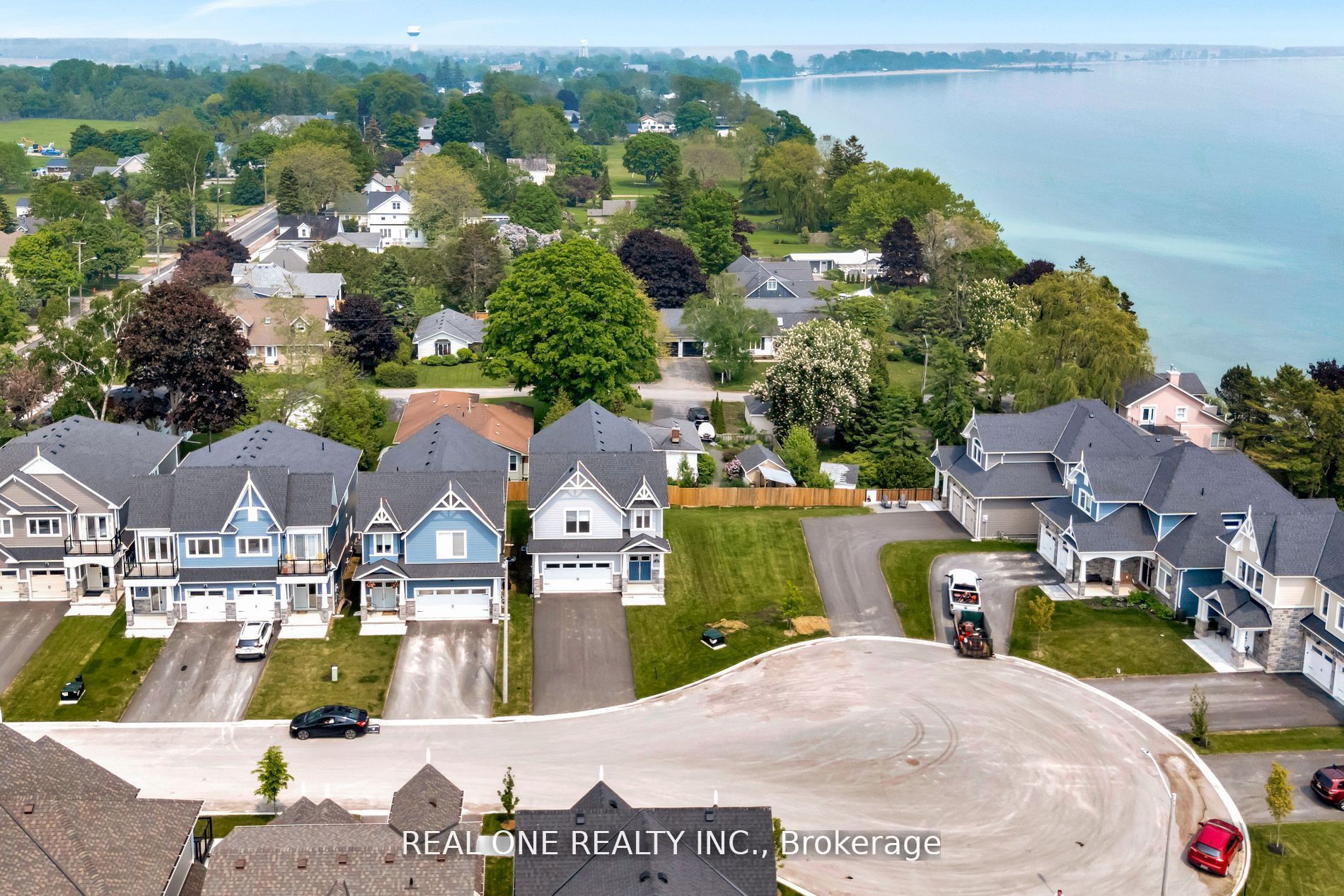 14 Twelve Trees Court, Prince Edward County, ON K0K 3L0 photo 4