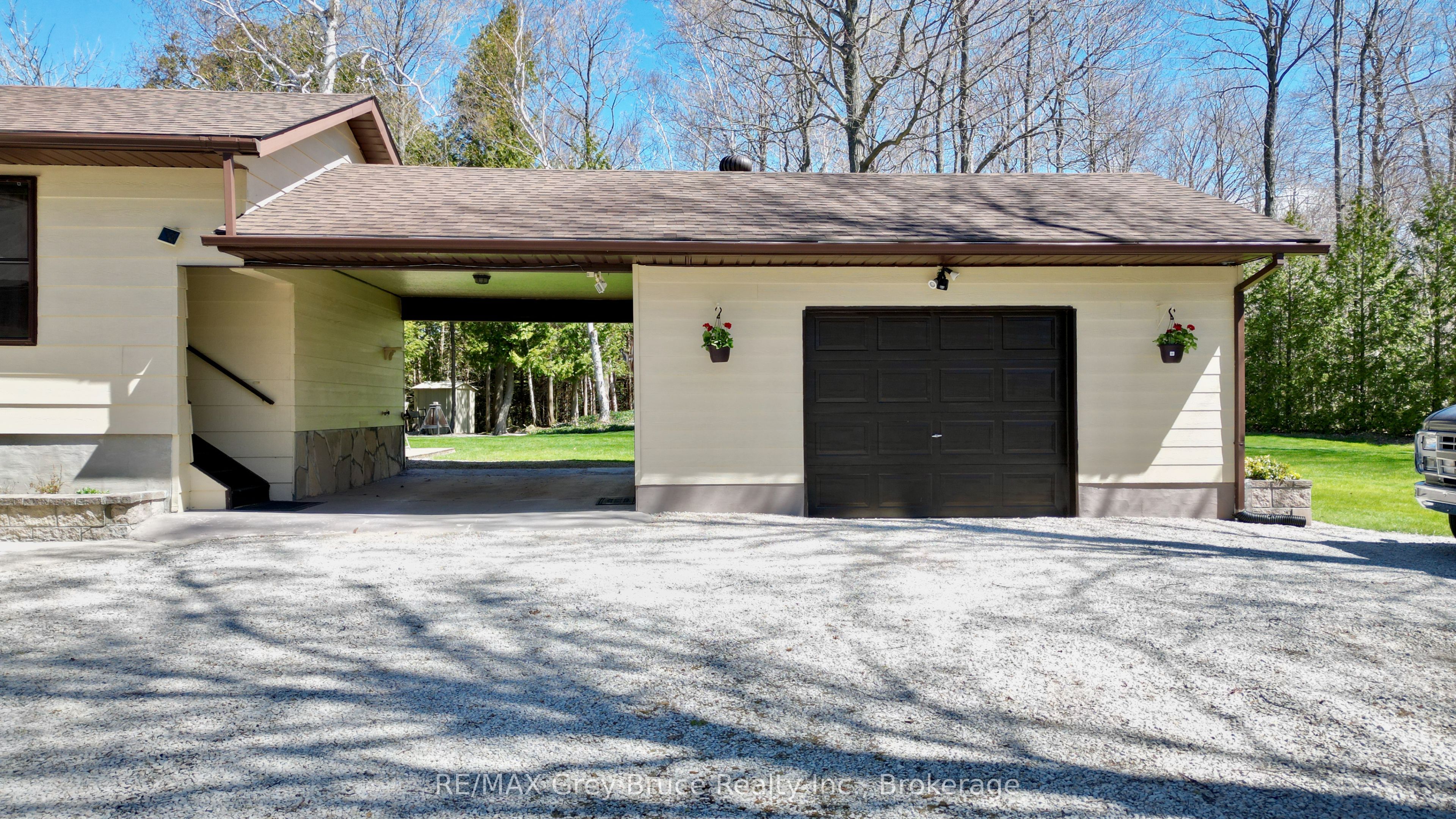 120 Tammy's Cove Road, Northern Bruce Peninsula, ON N0H 1W0 photo 2