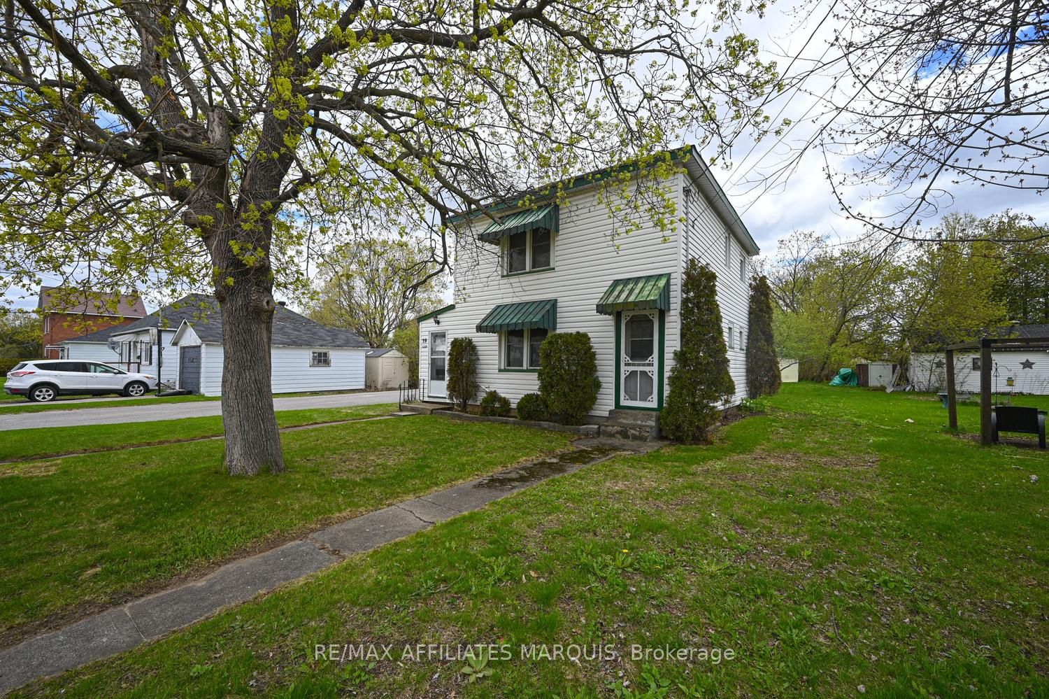 39 Merrick Street, Smiths Falls, ON K7A 4R5 photo 5