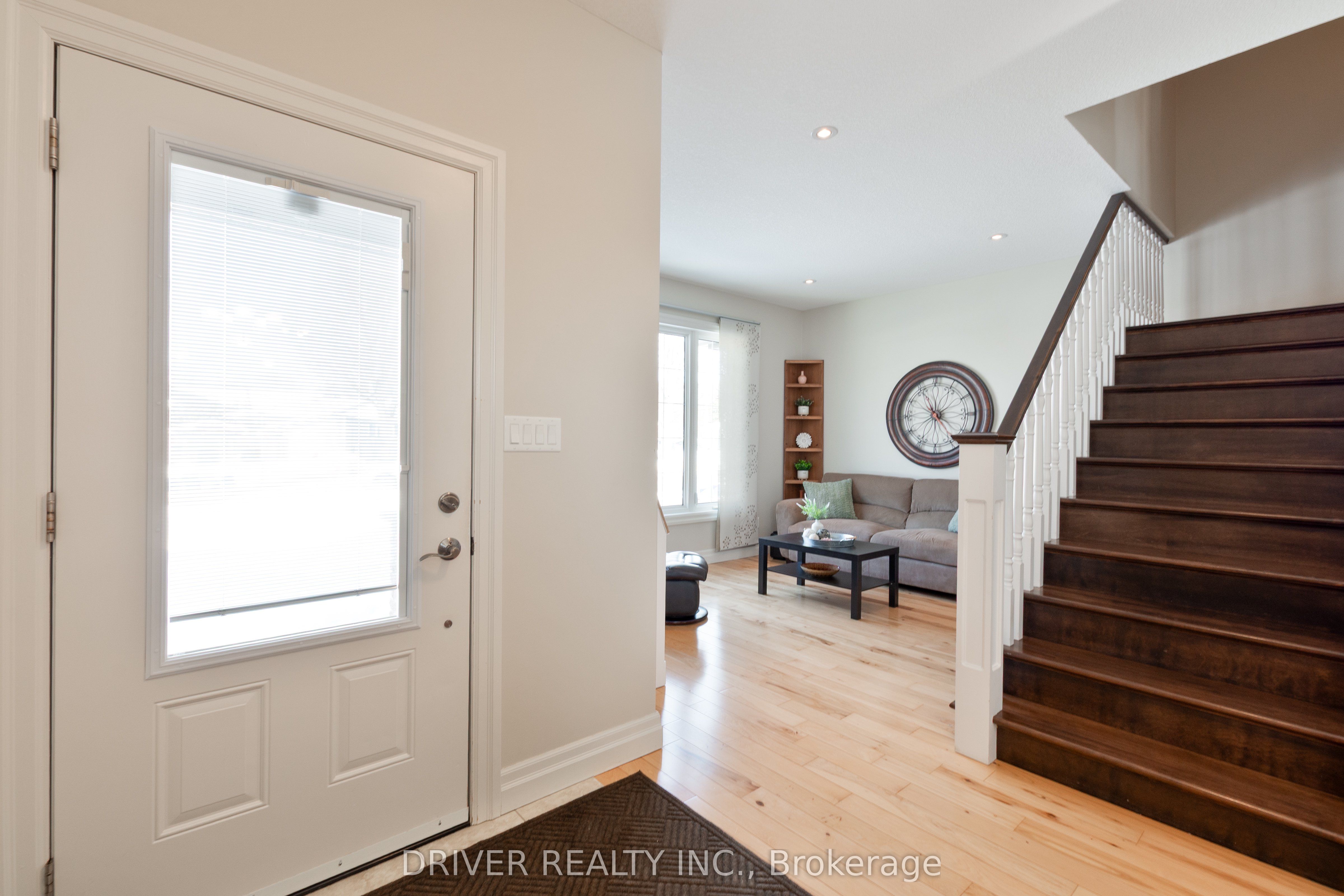 36 Spruce Street W, Aylmer, ON N5H 3J4 photo 3