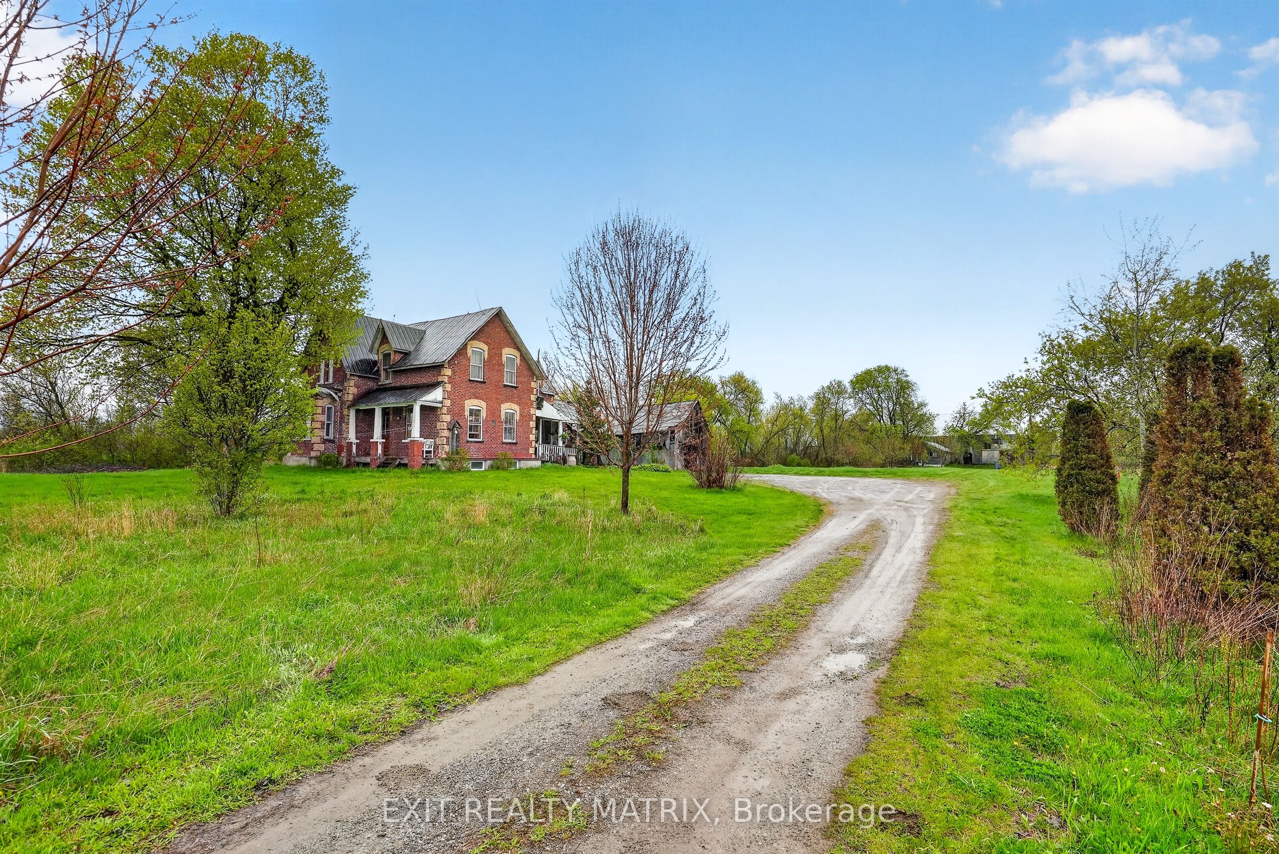7499 Bank Street, Greely - Metcalfe - Osgoode - Vernon and Area, ON K0A 2P0