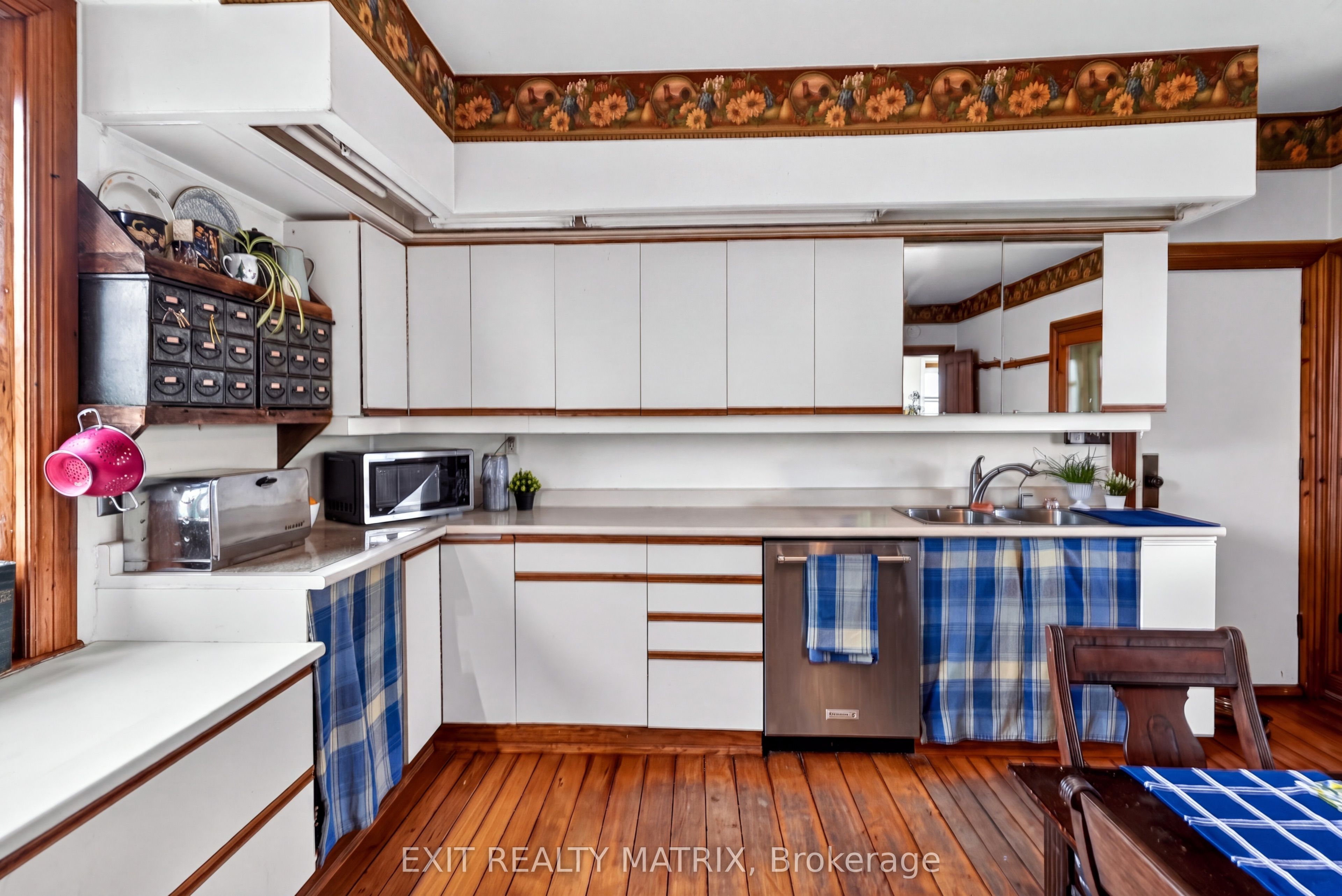 7499 Bank Street, Greely - Metcalfe - Osgoode - Vernon and Area, ON K0A 2P0 photo 3