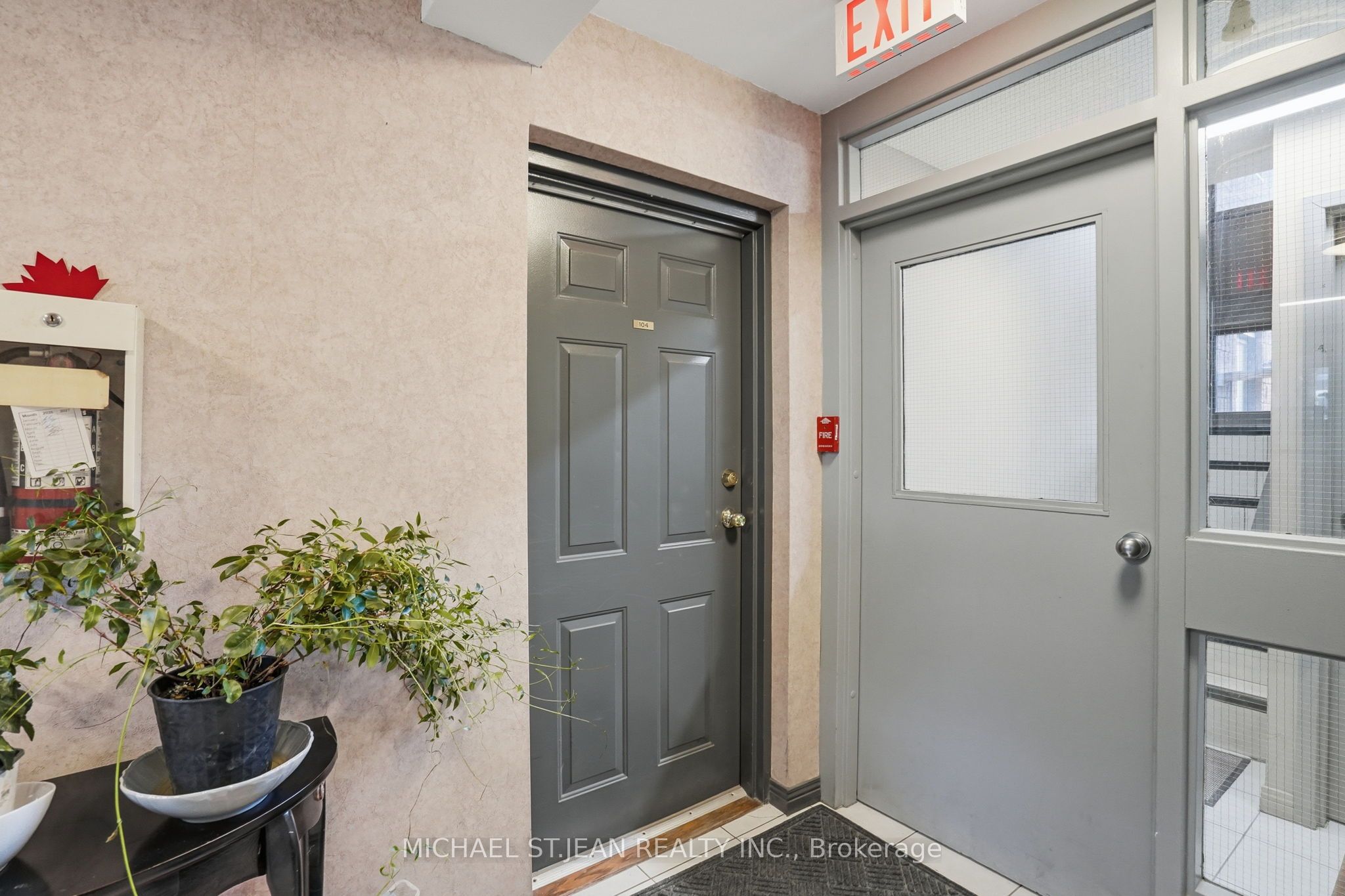 482 James Street N 104, Hamilton, ON L8L 1J1 photo 5