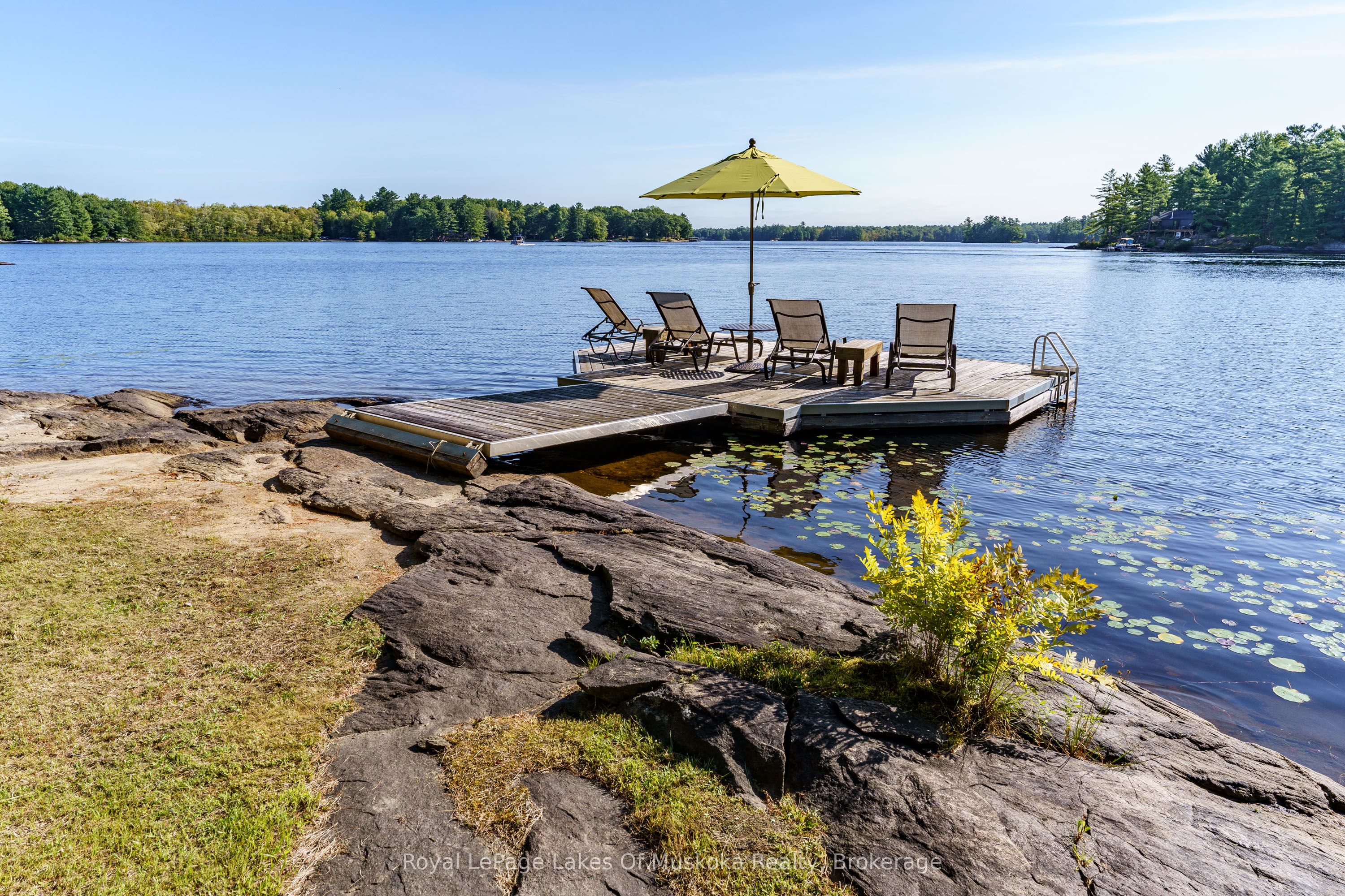 27 Island 2ml, Gravenhurst, ON P0E 1G0 photo 2
