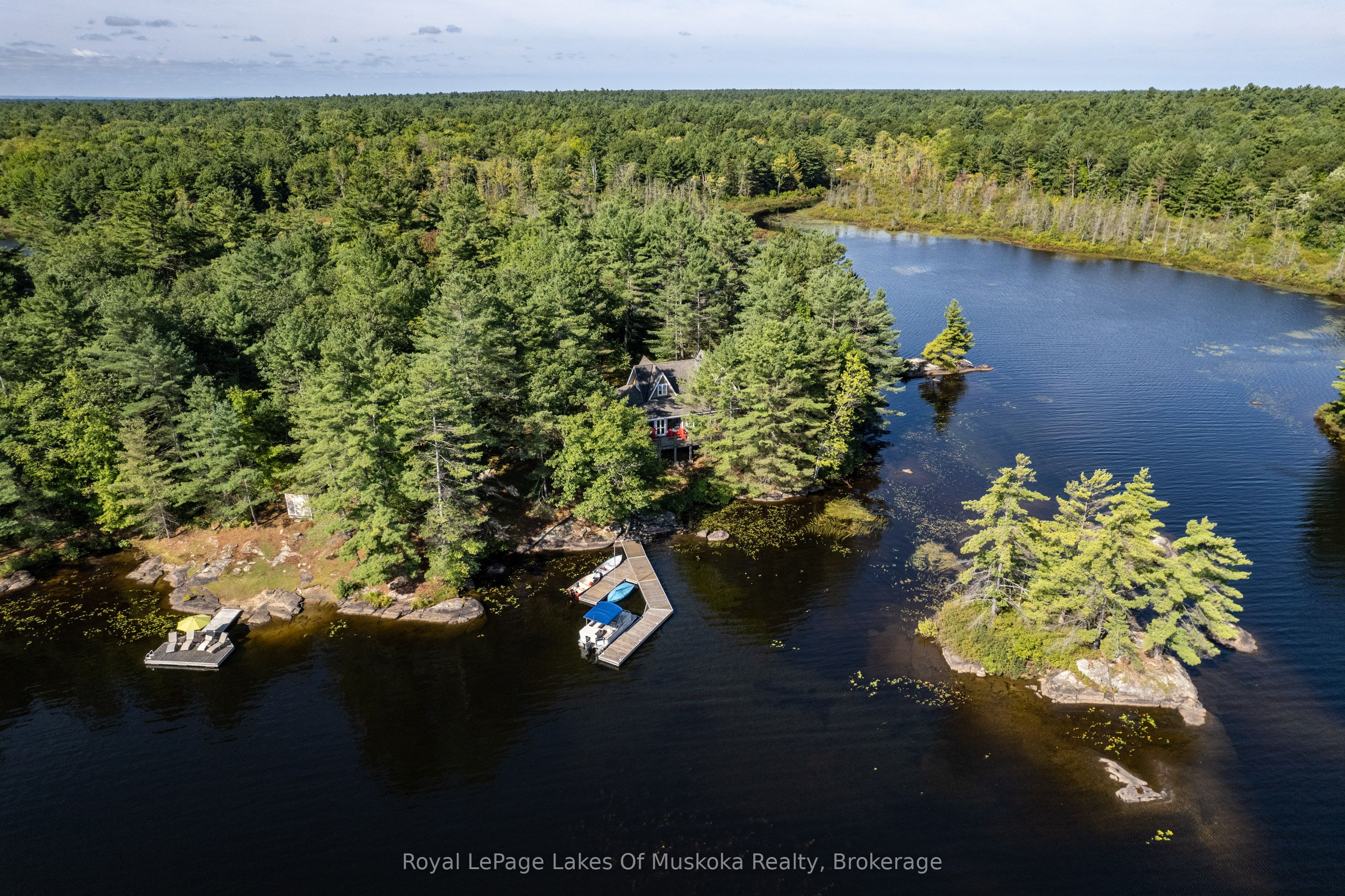 27 Island 2ml, Gravenhurst, ON P0E 1G0 photo 3