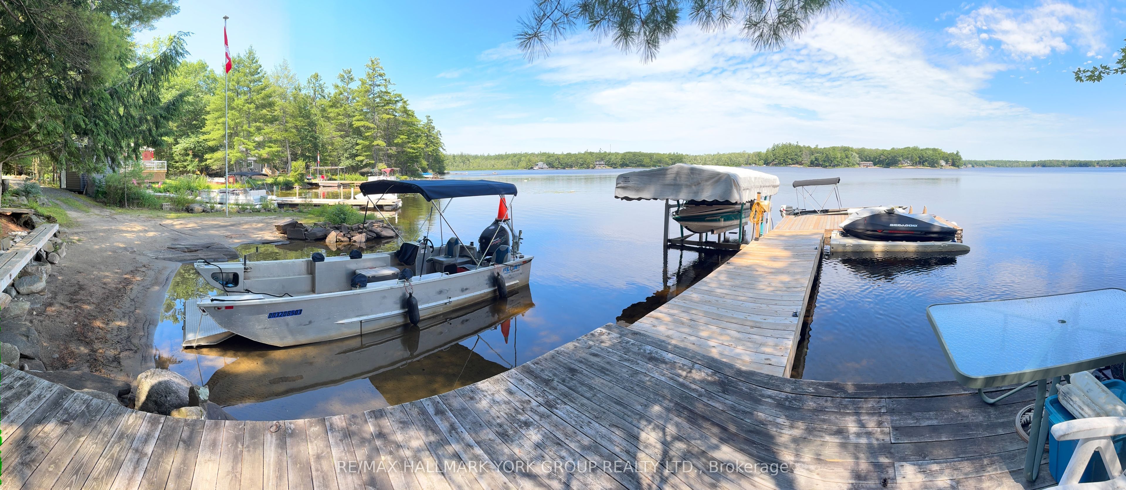 45 Island 2ml Island, Gravenhurst, ON P0E 1G0 photo 3
