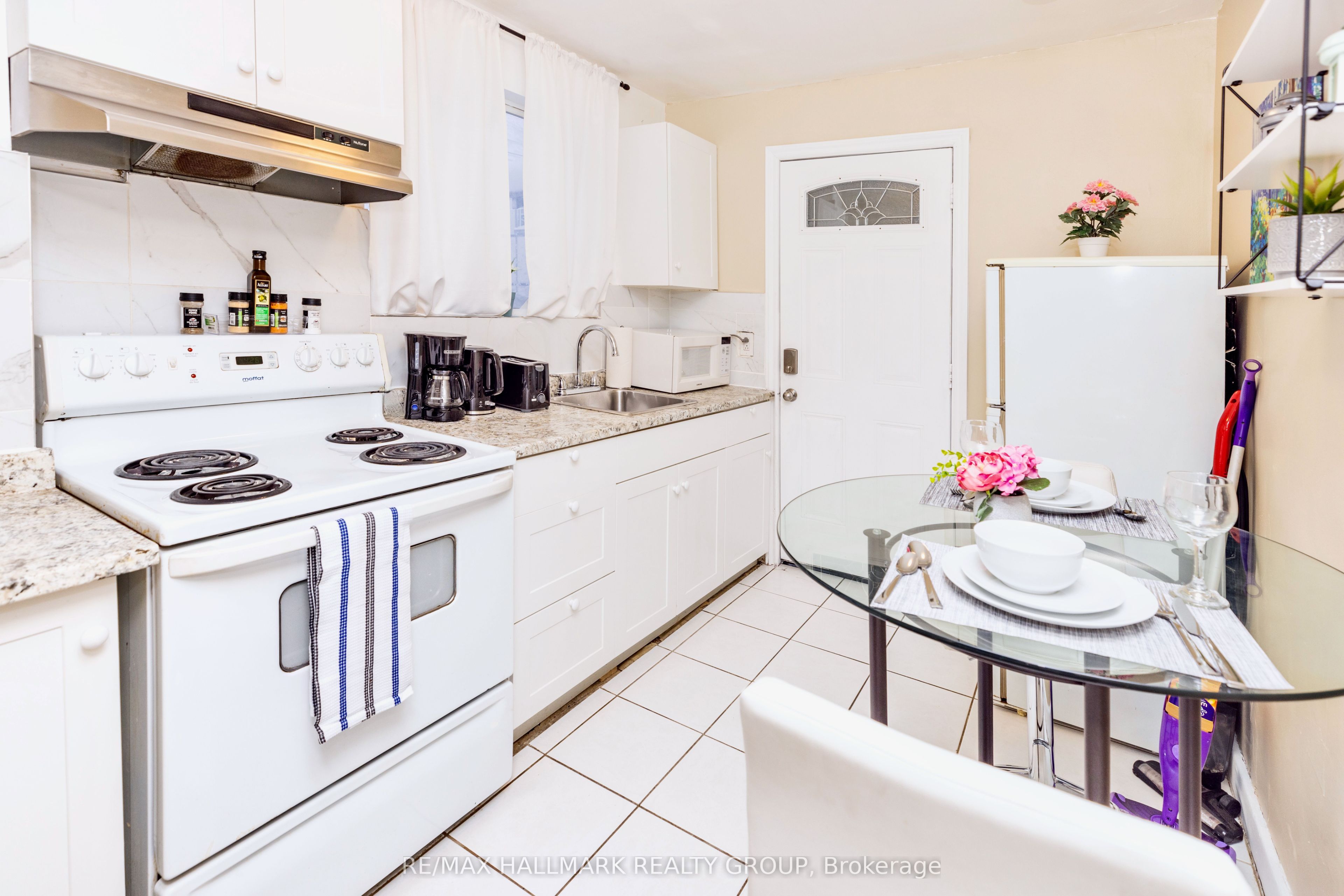 456 BRONSON Avenue 4, West Centre Town, ON K1R 6J6 photo 5
