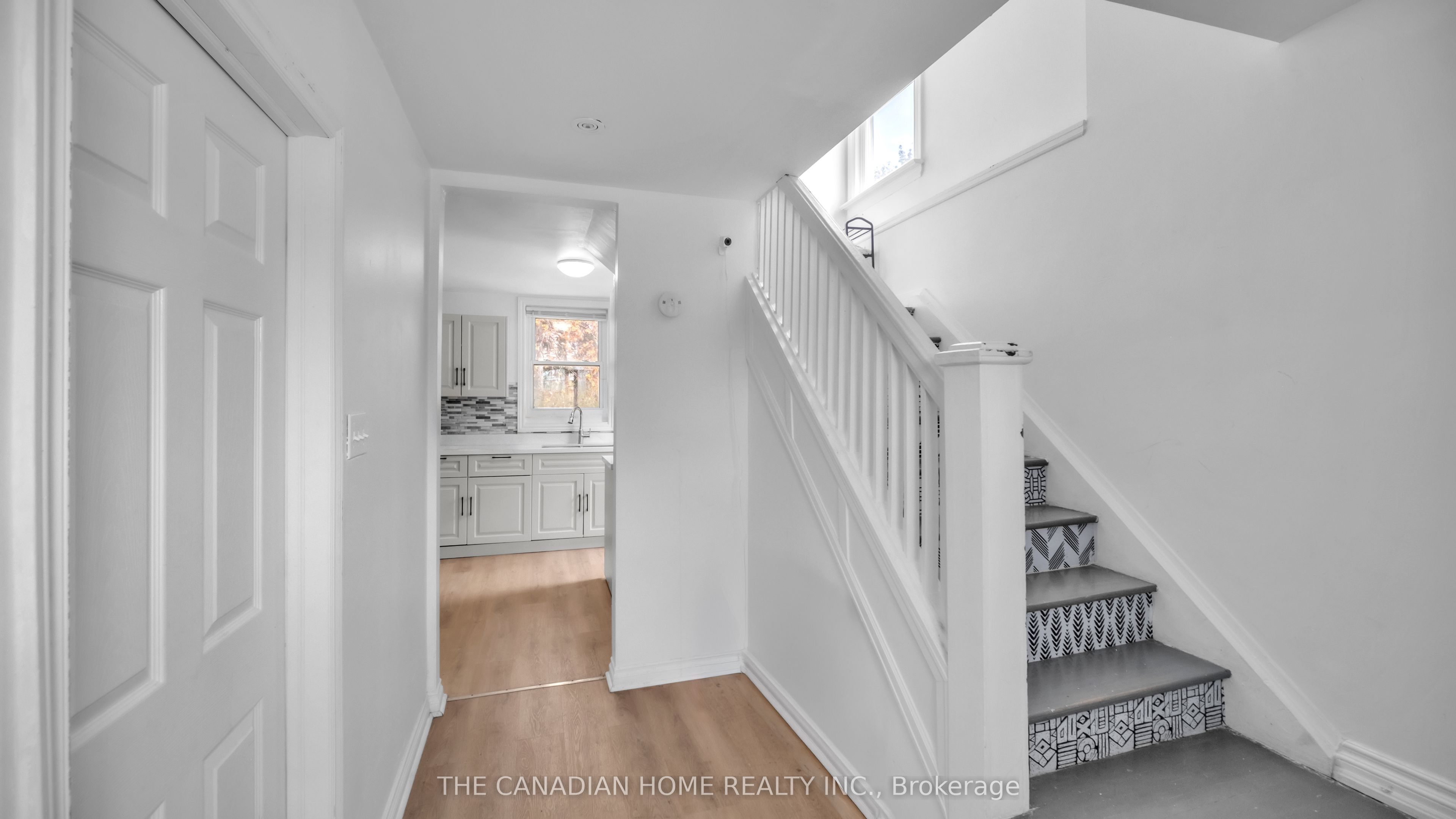 87 WEST 5TH Street, Hamilton, ON L9C 3N5 photo 5