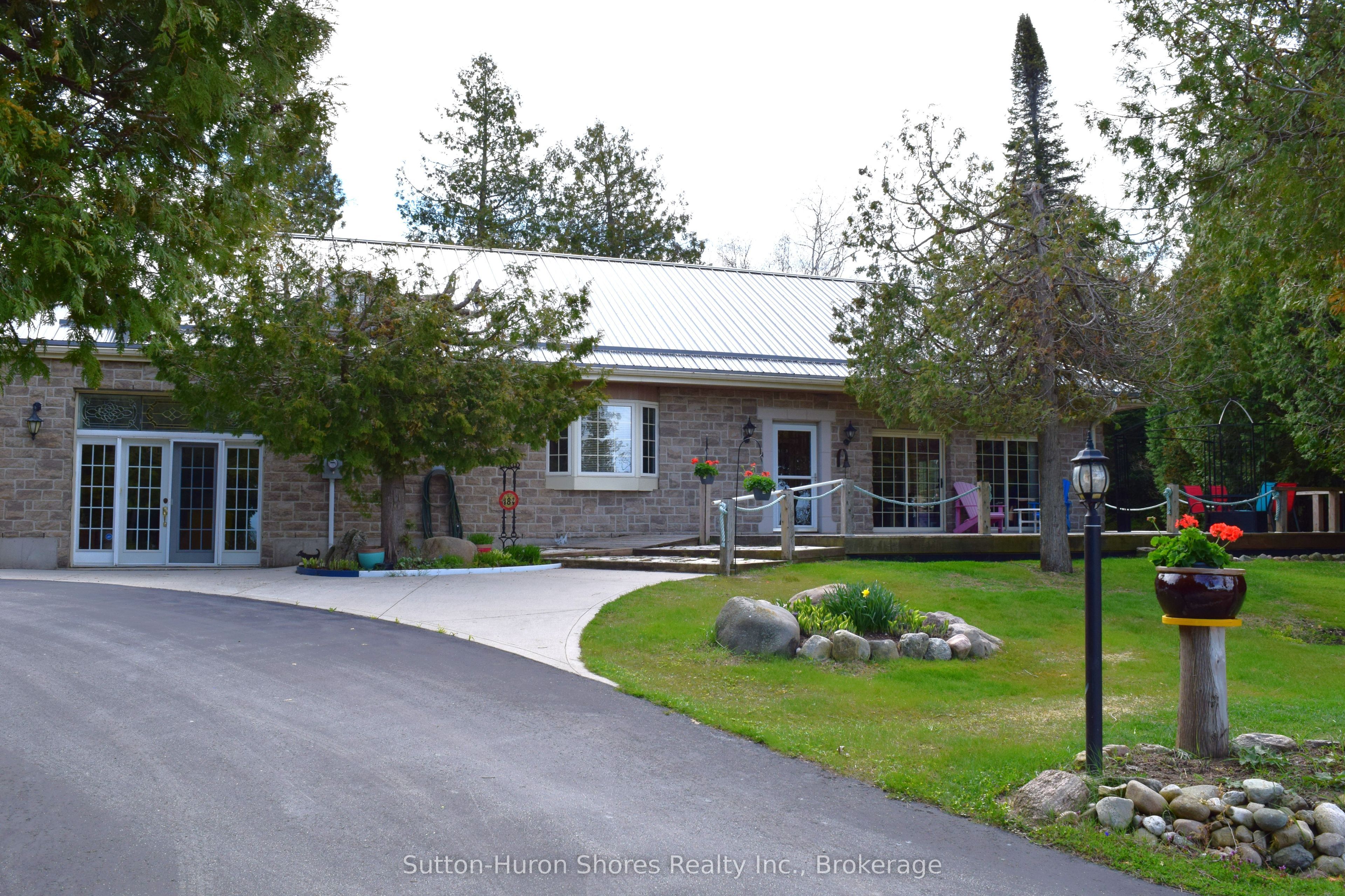 484 Sunset Drive, Kincardine, ON N0H 2C5 photo 3